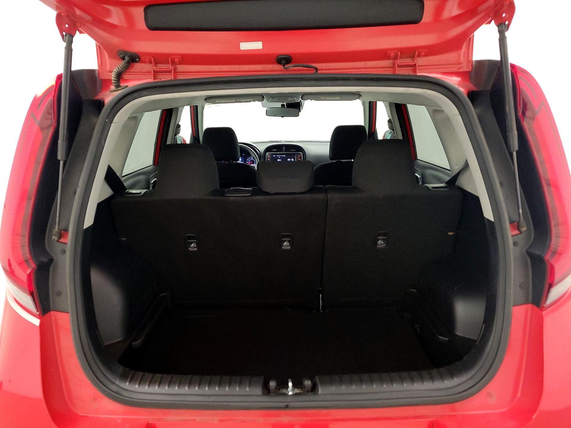 Thumbnail: 2022 Kia Soul - 20