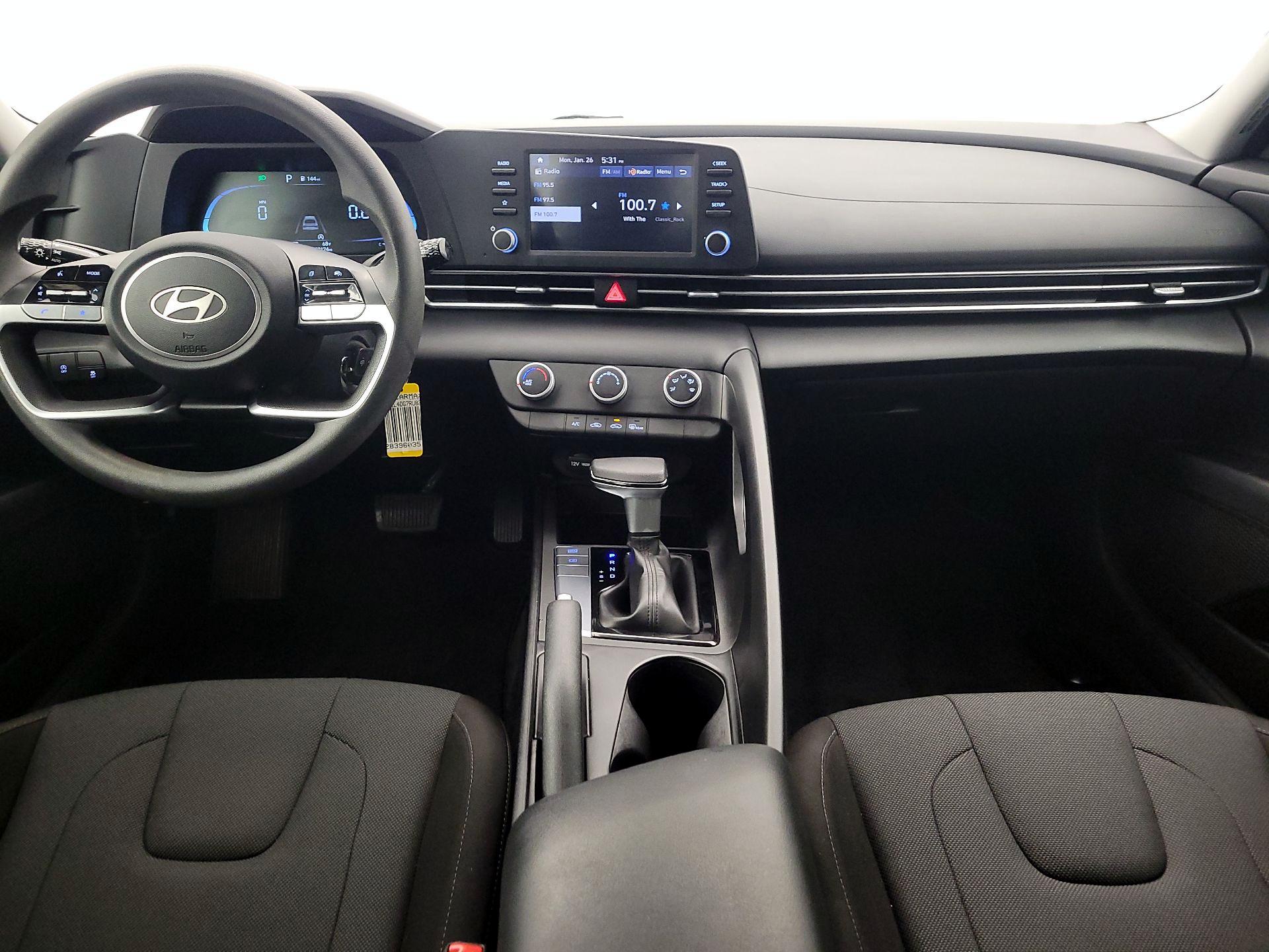 Thumbnail: 2024 Hyundai Elantra - 9