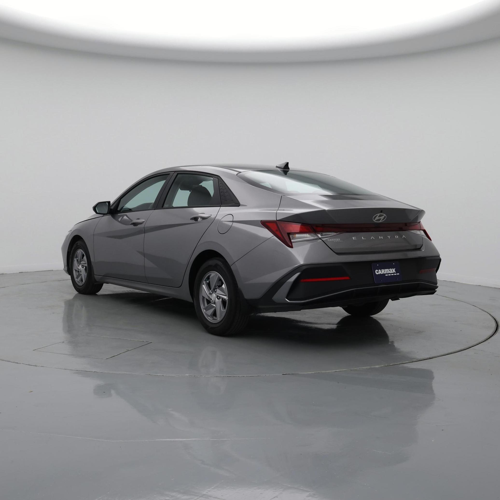 Thumbnail: 2024 Hyundai Elantra - 2