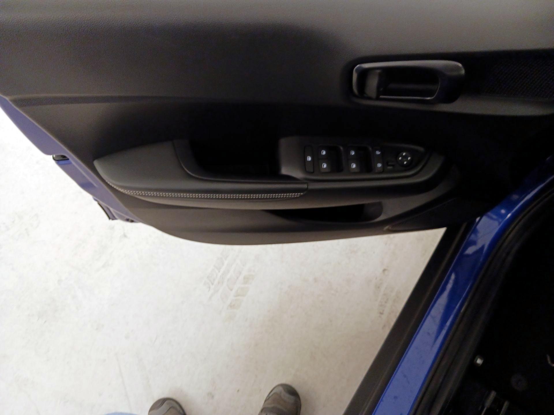 Thumbnail: 2025 Hyundai Venue - 12