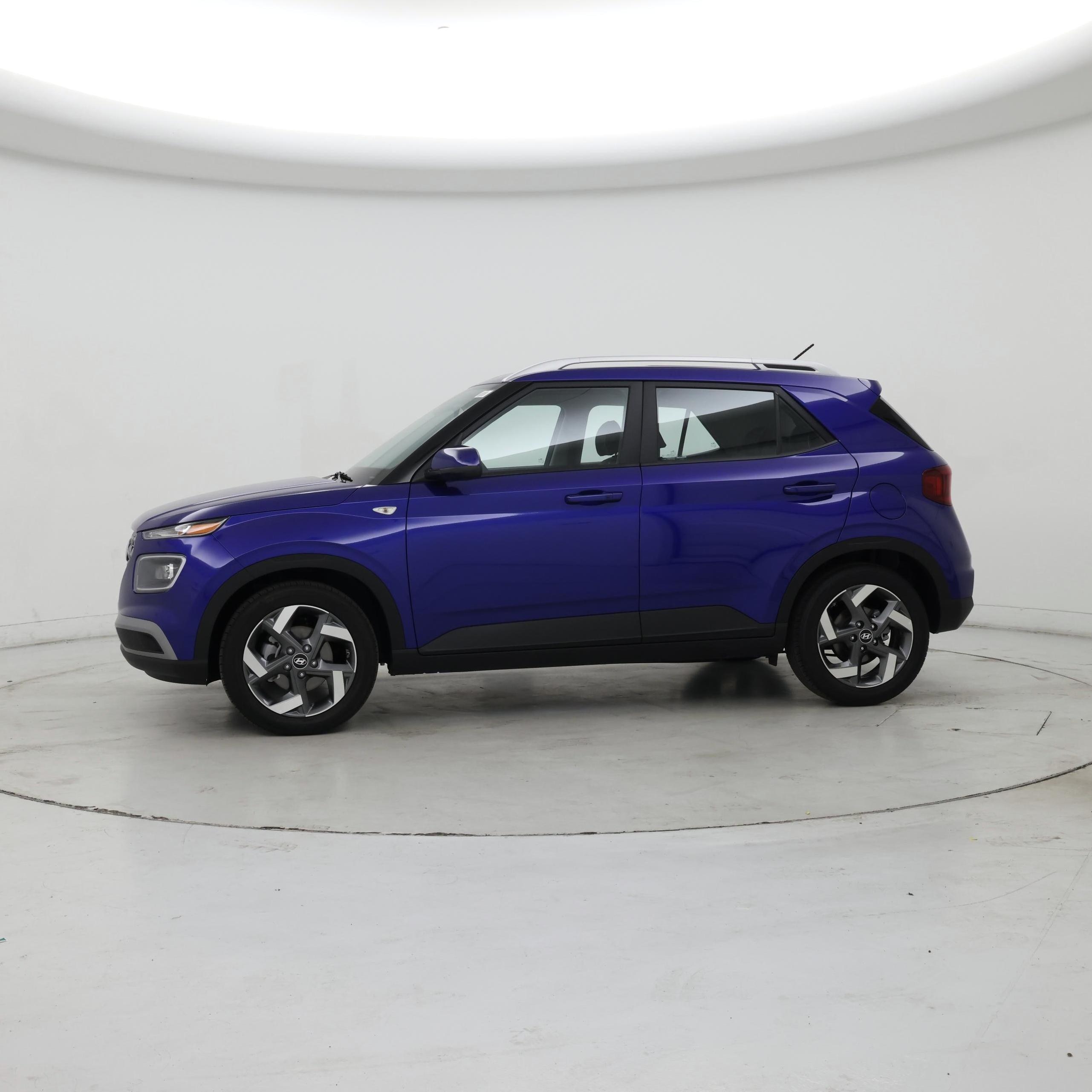 Thumbnail: 2025 Hyundai Venue - 3