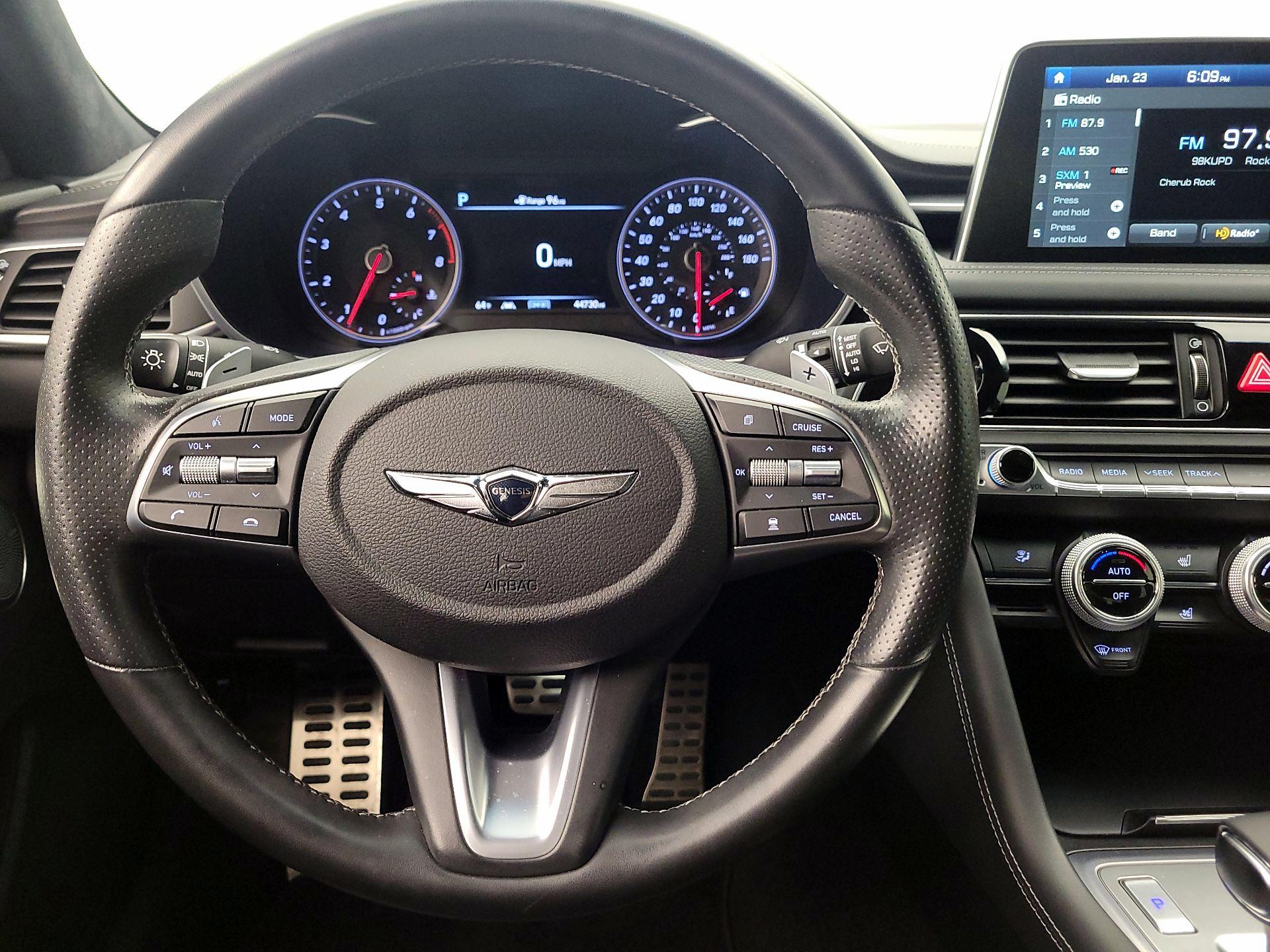 Thumbnail: 2019 Genesis G70 - 10