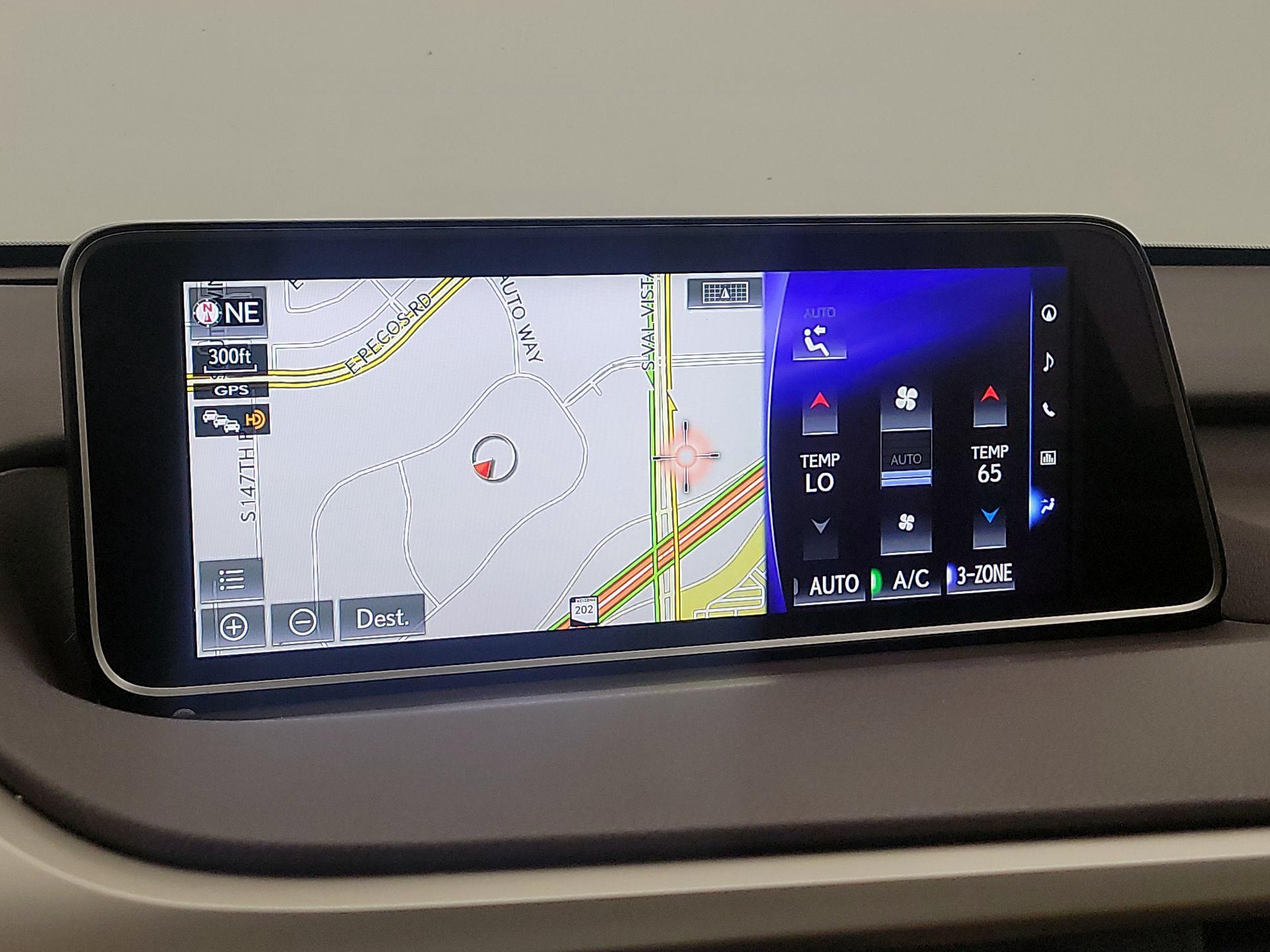 Thumbnail: 2018 Lexus RX - 14