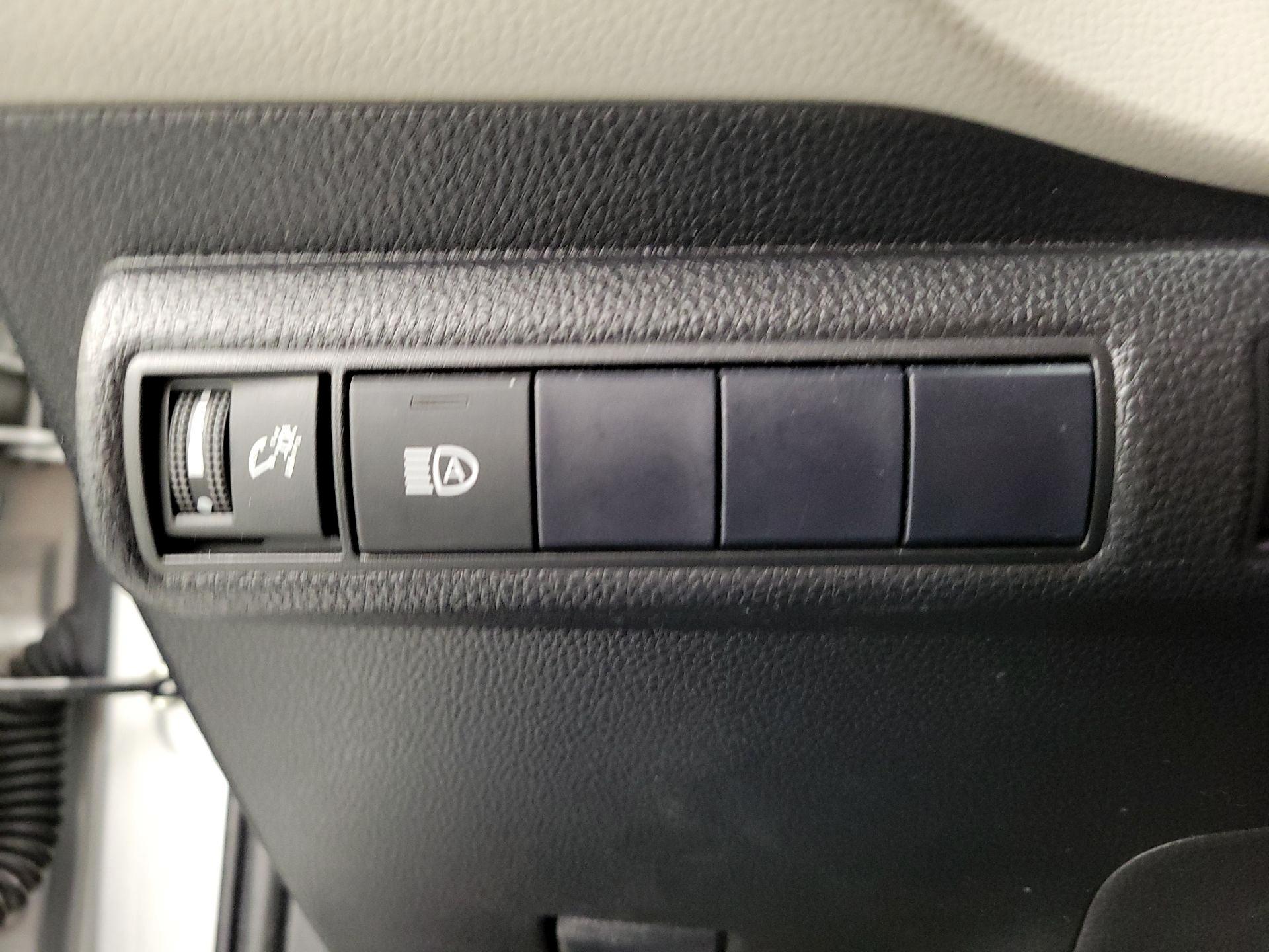 Thumbnail: 2021 Toyota Corolla - 13