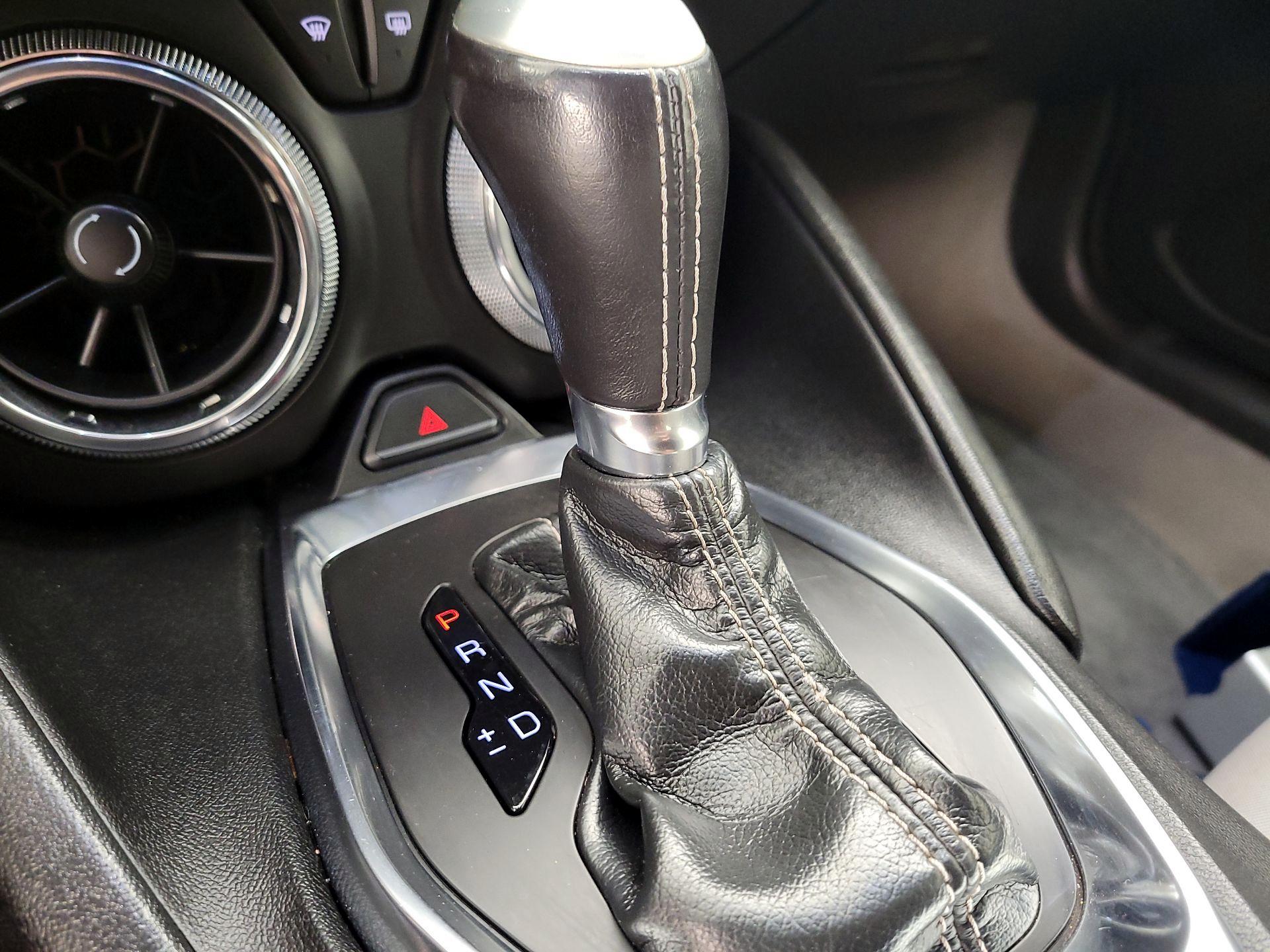 Thumbnail: 2020 Chevrolet Camaro - 16