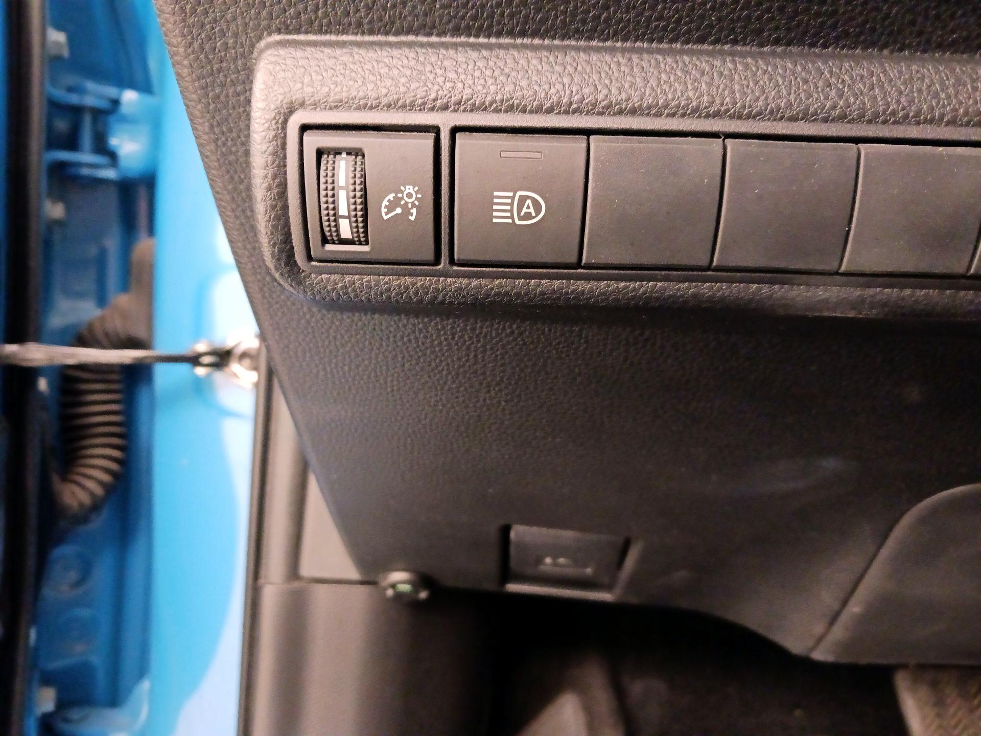 Thumbnail: 2022 Toyota Corolla - 13