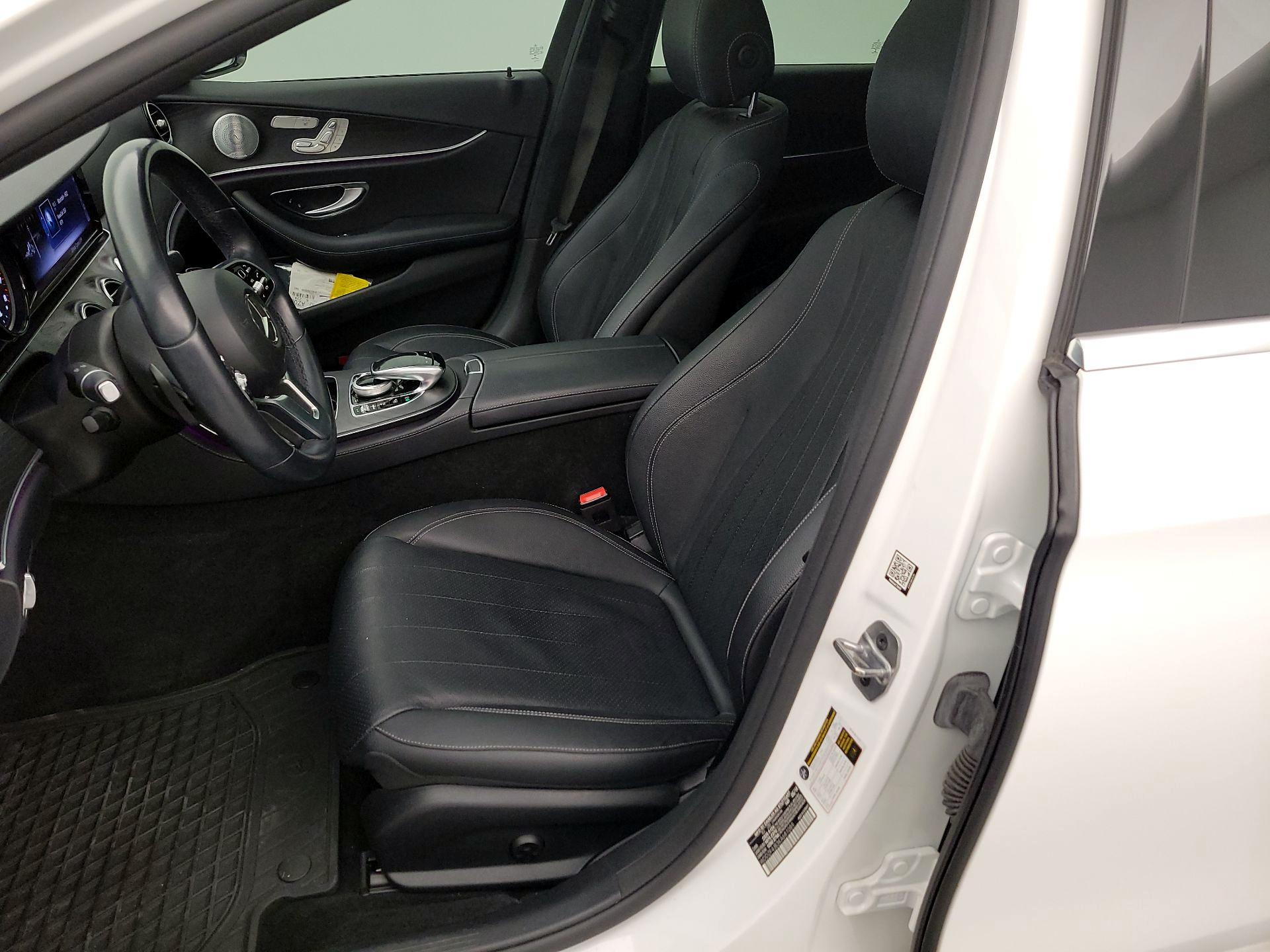 Thumbnail: 2019 Mercedes-Benz E-Class - 11