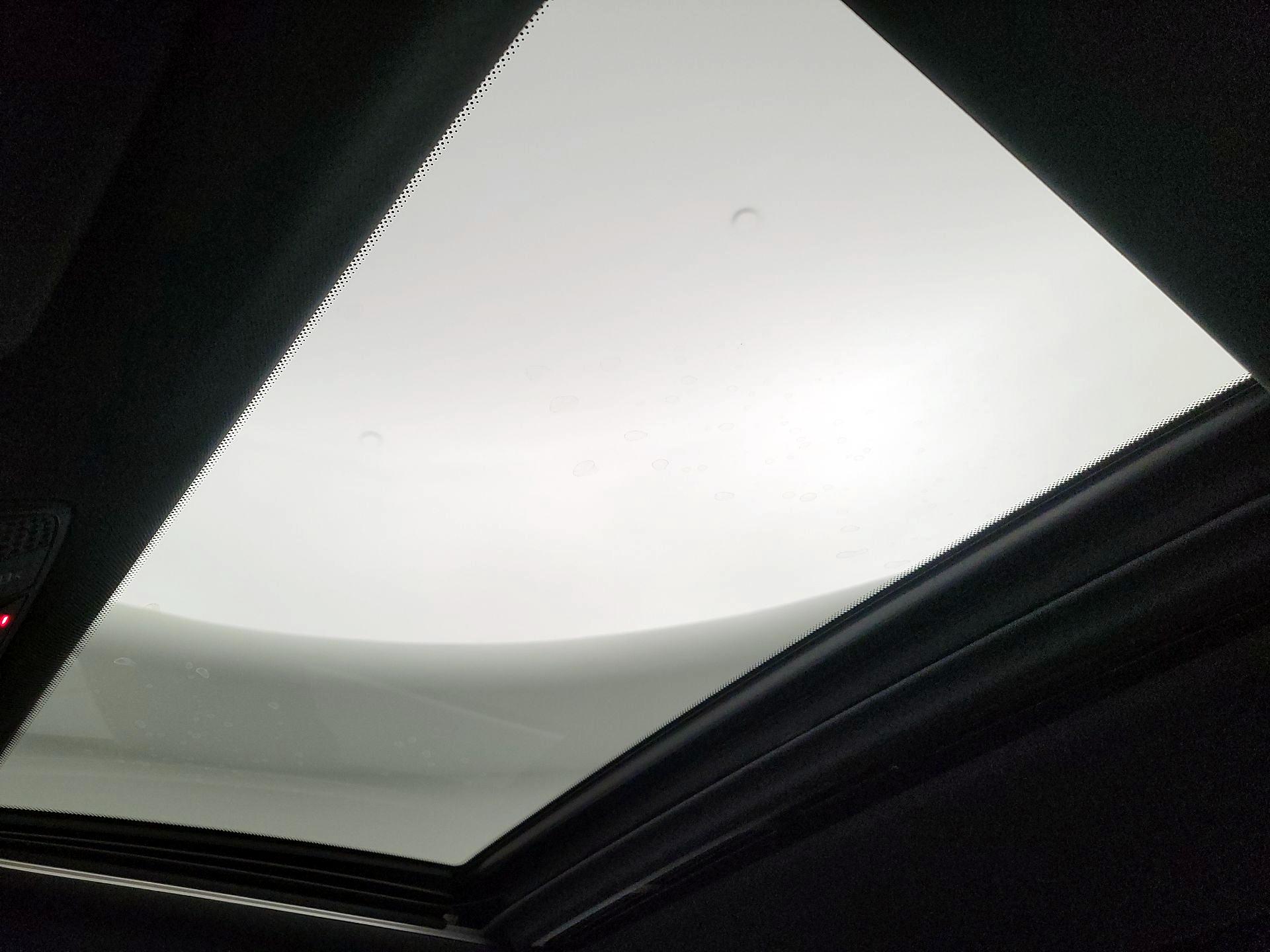 Thumbnail: 2019 Mercedes-Benz E-Class - 20