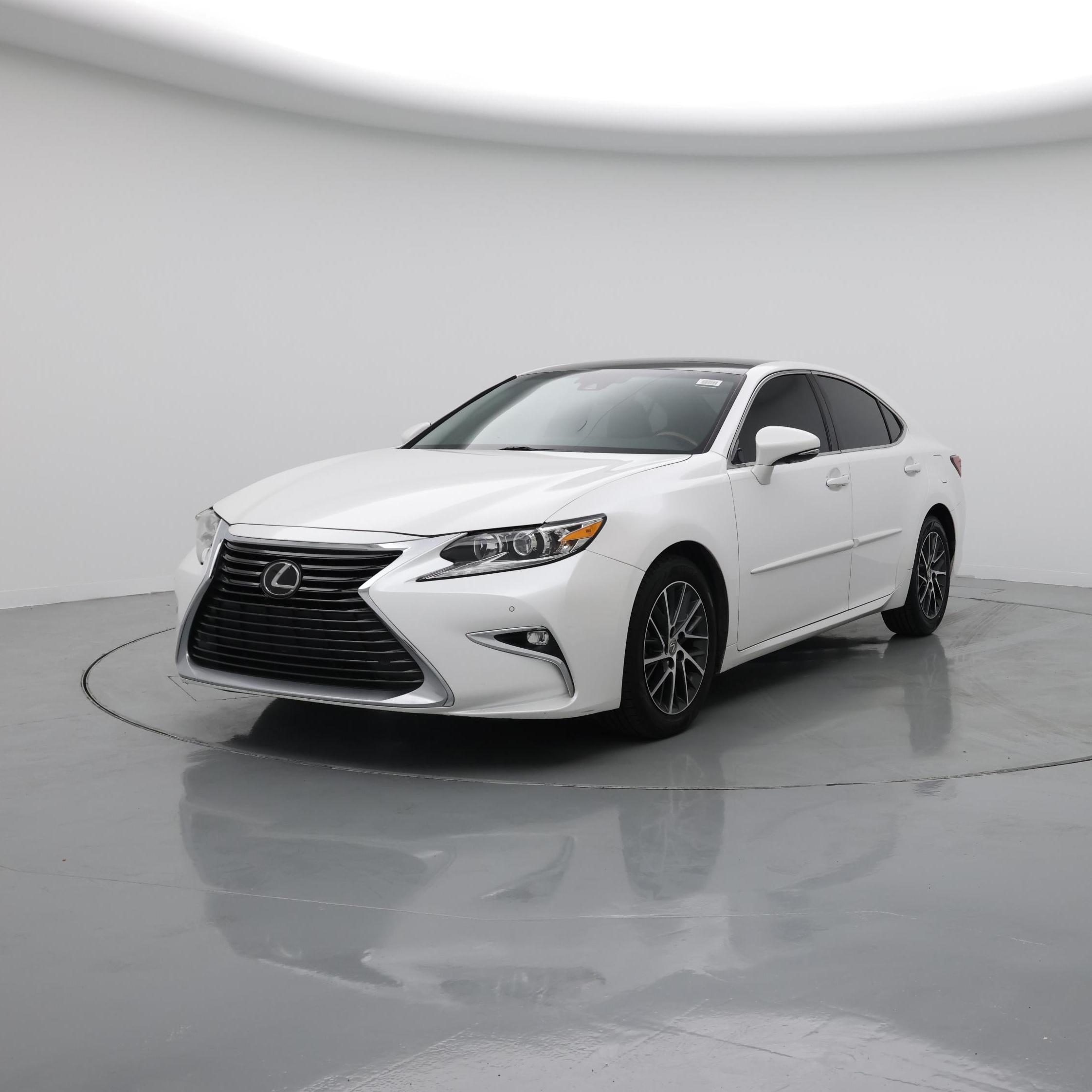 Thumbnail: 2017 Lexus ES - 4