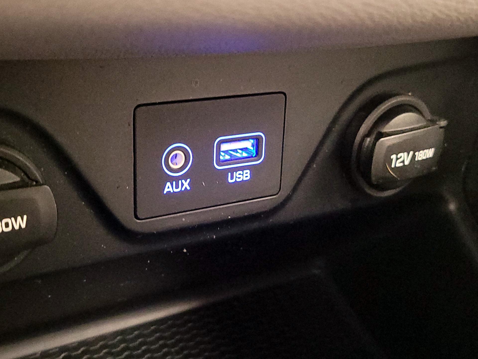 Thumbnail: 2016 Hyundai Tucson - 18