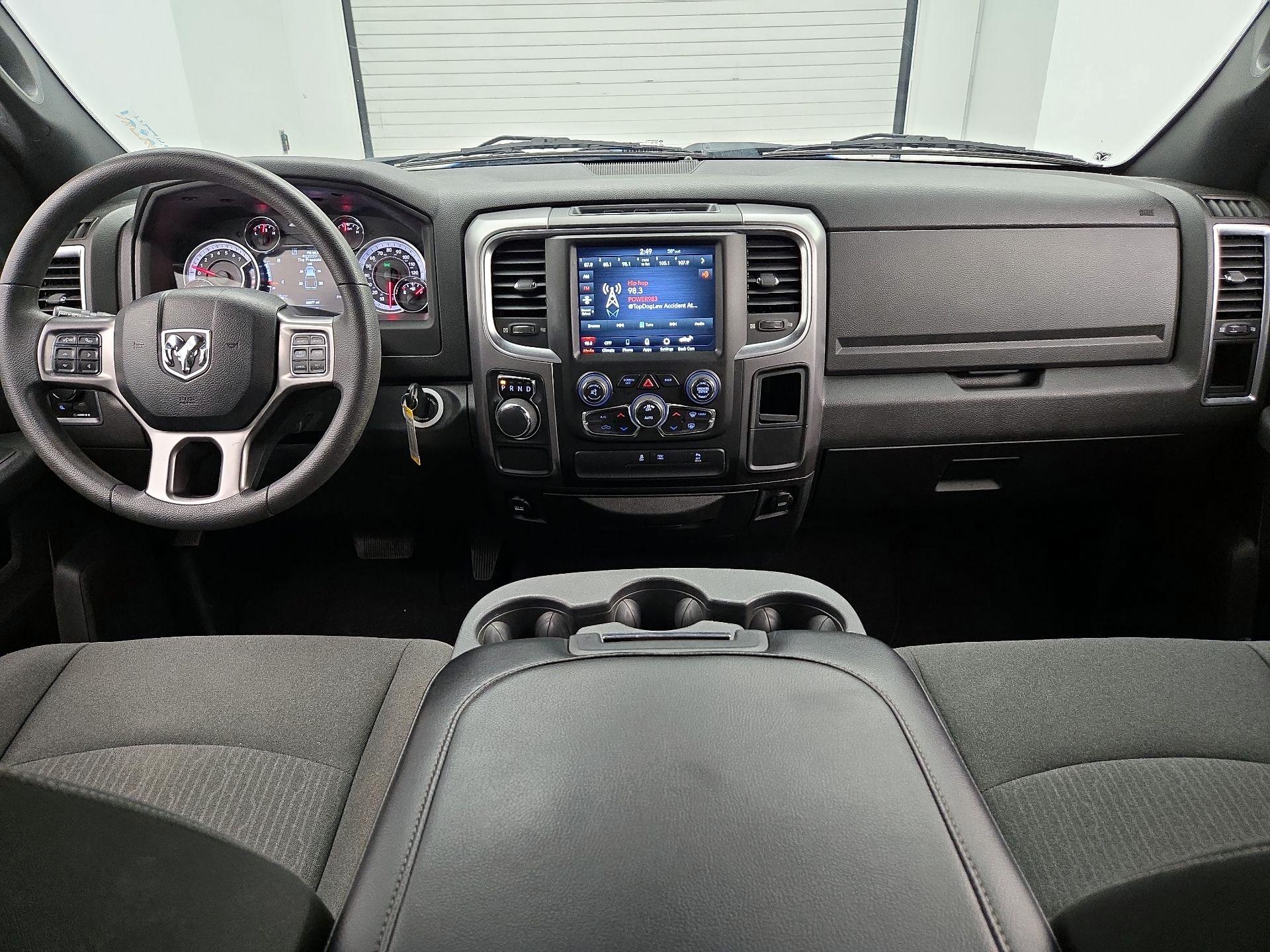 Thumbnail: 2021 RAM 1500 Classic - 9