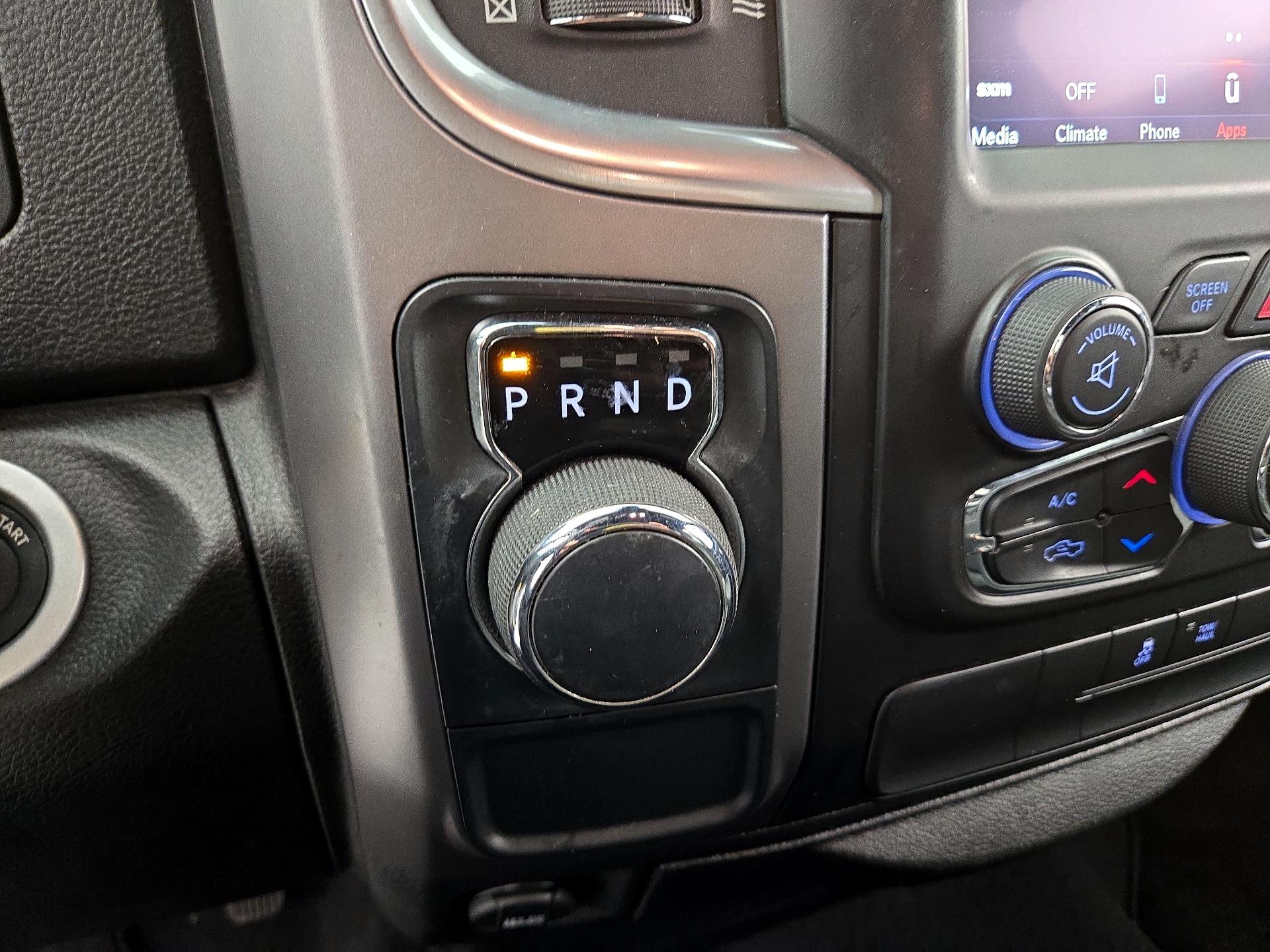 Thumbnail: 2021 RAM 1500 Classic - 17