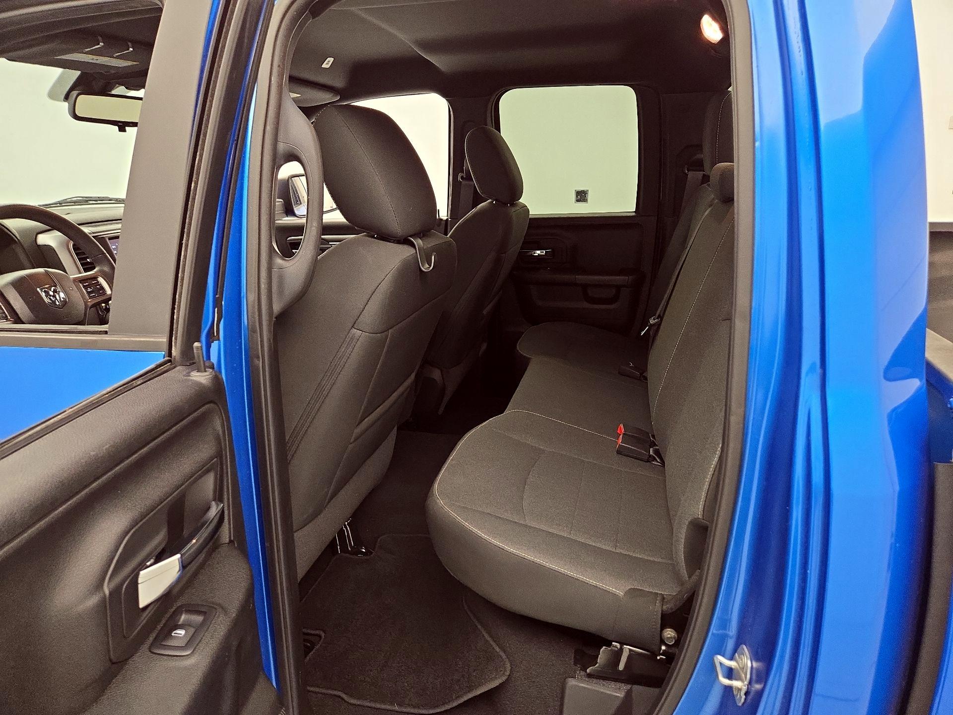 Thumbnail: 2021 RAM 1500 Classic - 19