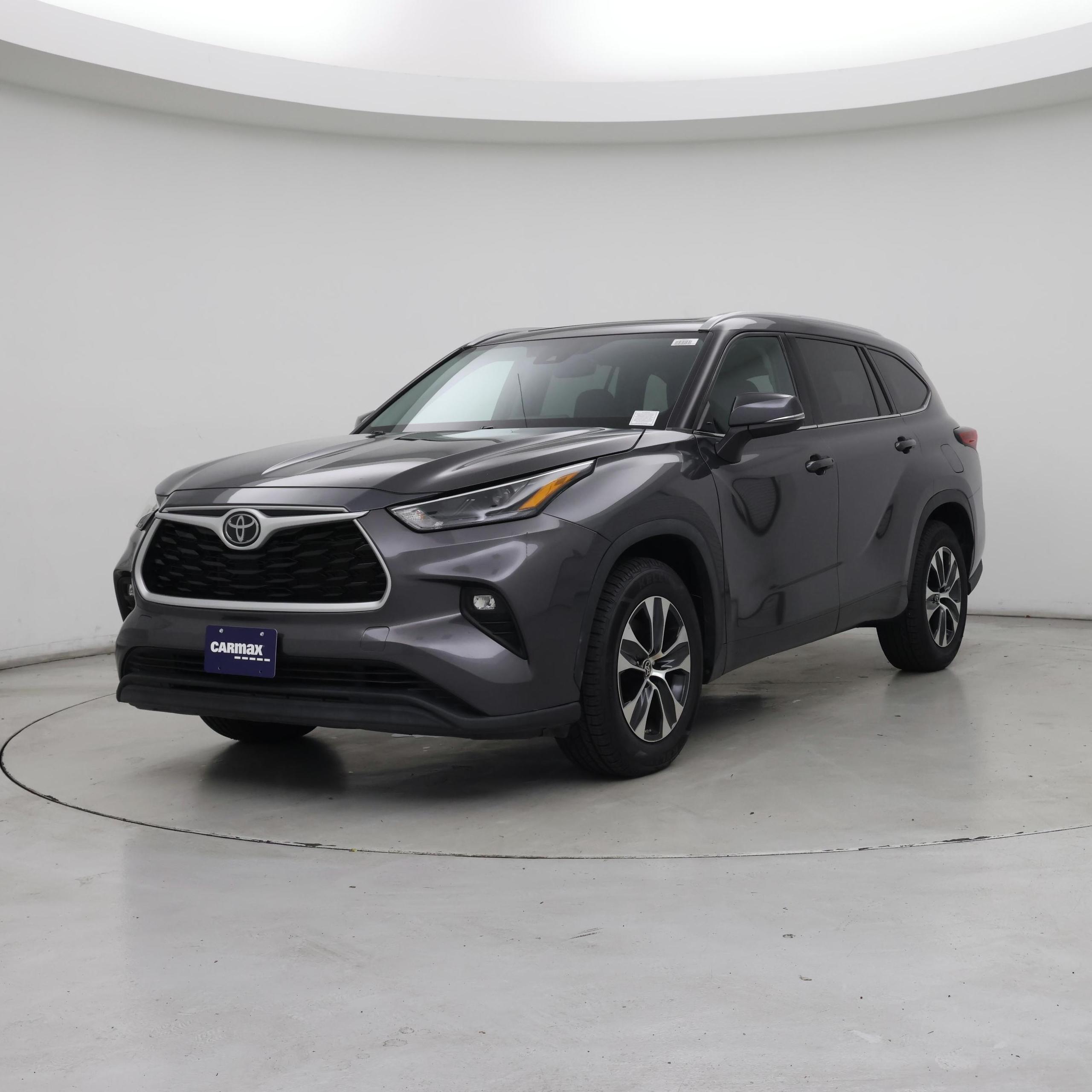 Thumbnail: 2022 Toyota Highlander - 4