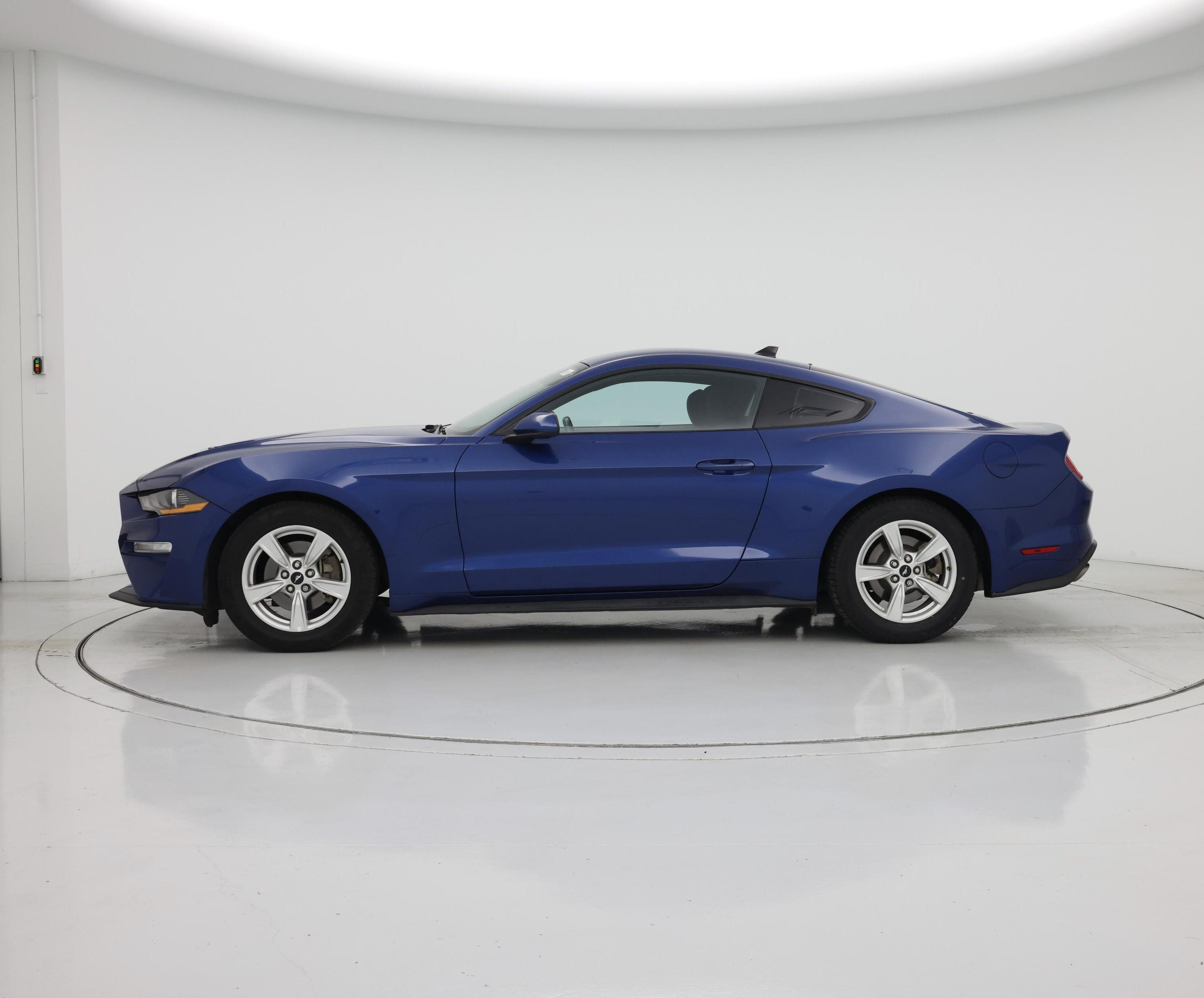 Thumbnail: 2022 Ford Mustang - 3