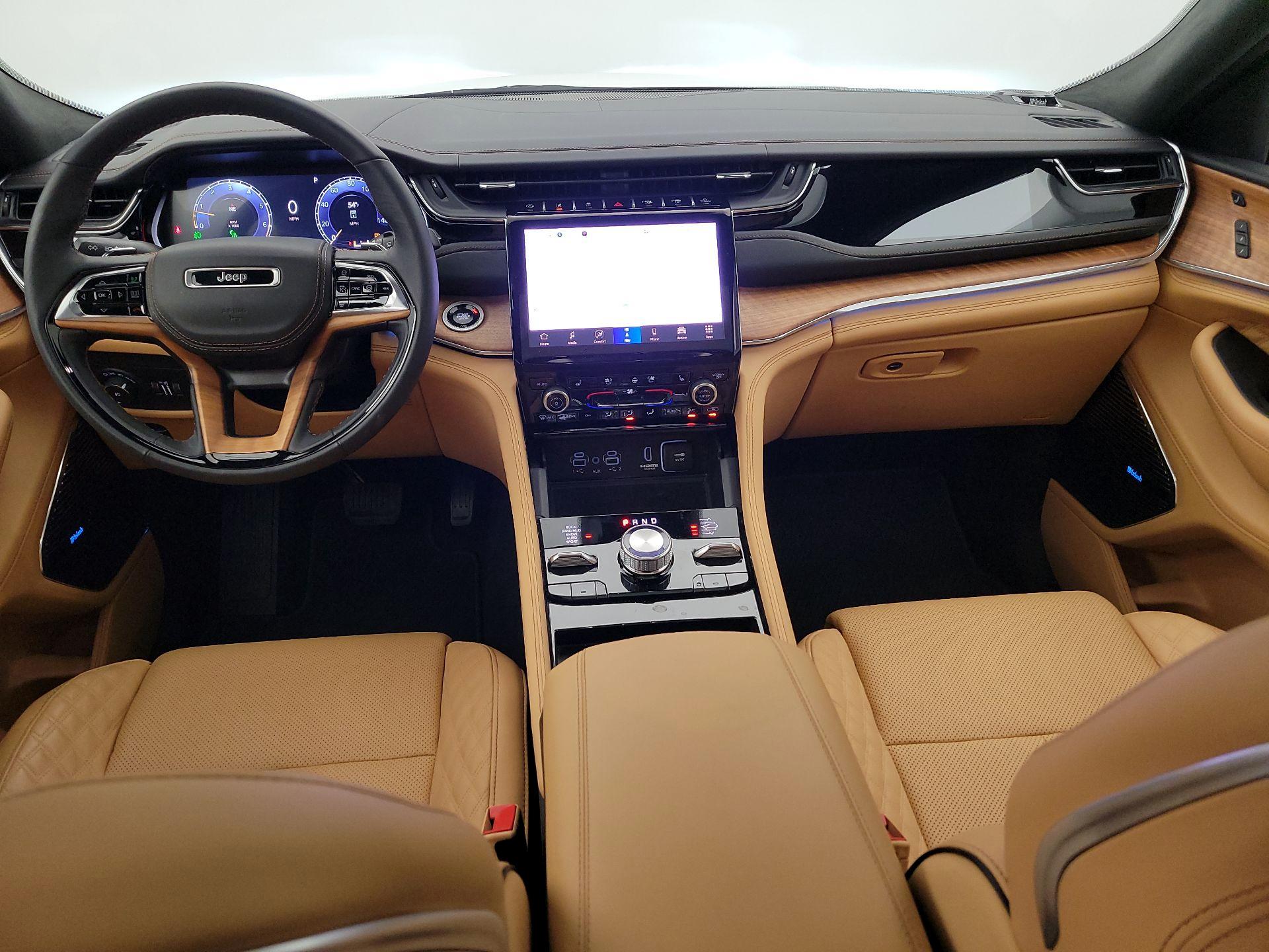 Thumbnail: 2025 Jeep Grand Cherokee L - 9