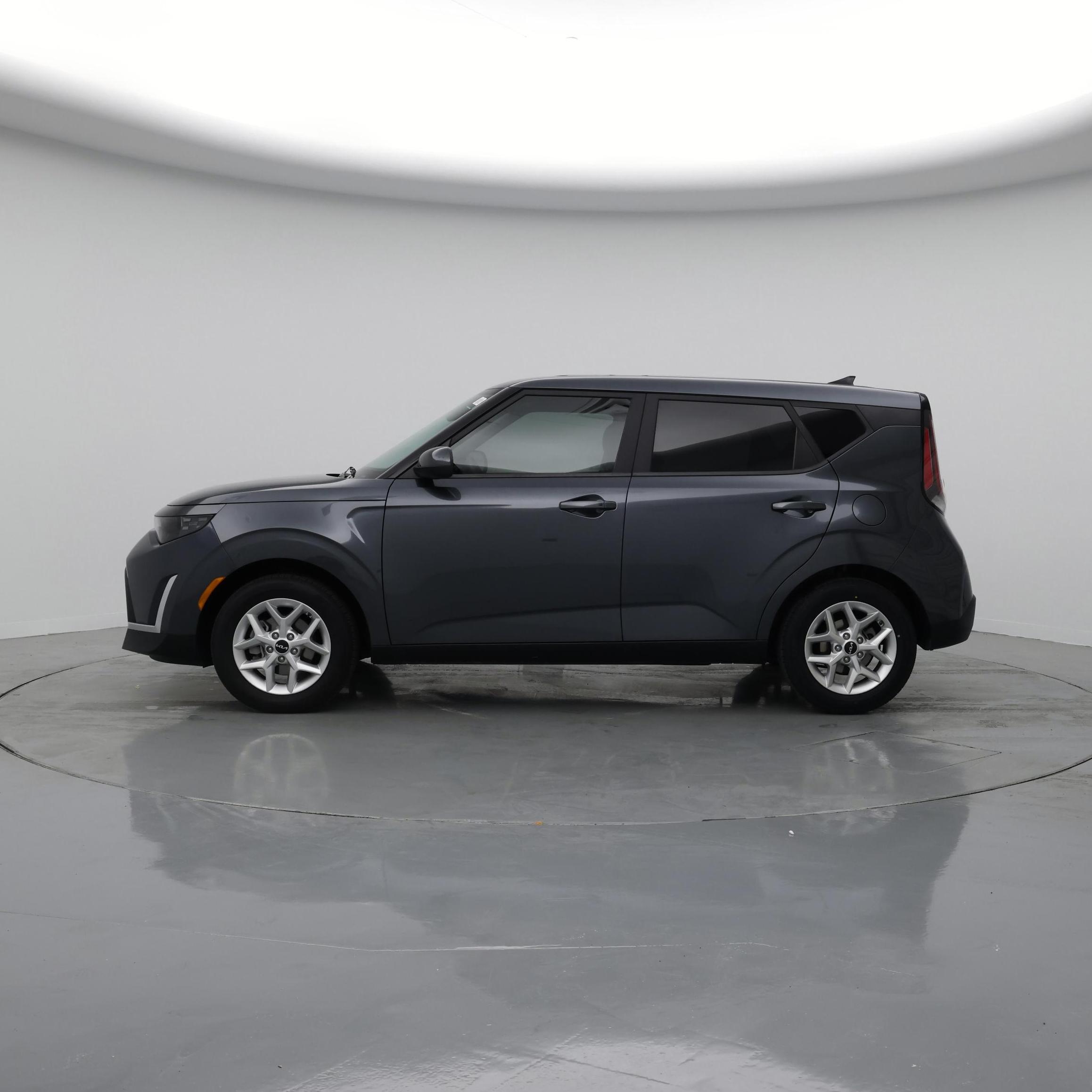 Thumbnail: 2023 Kia Soul - 3