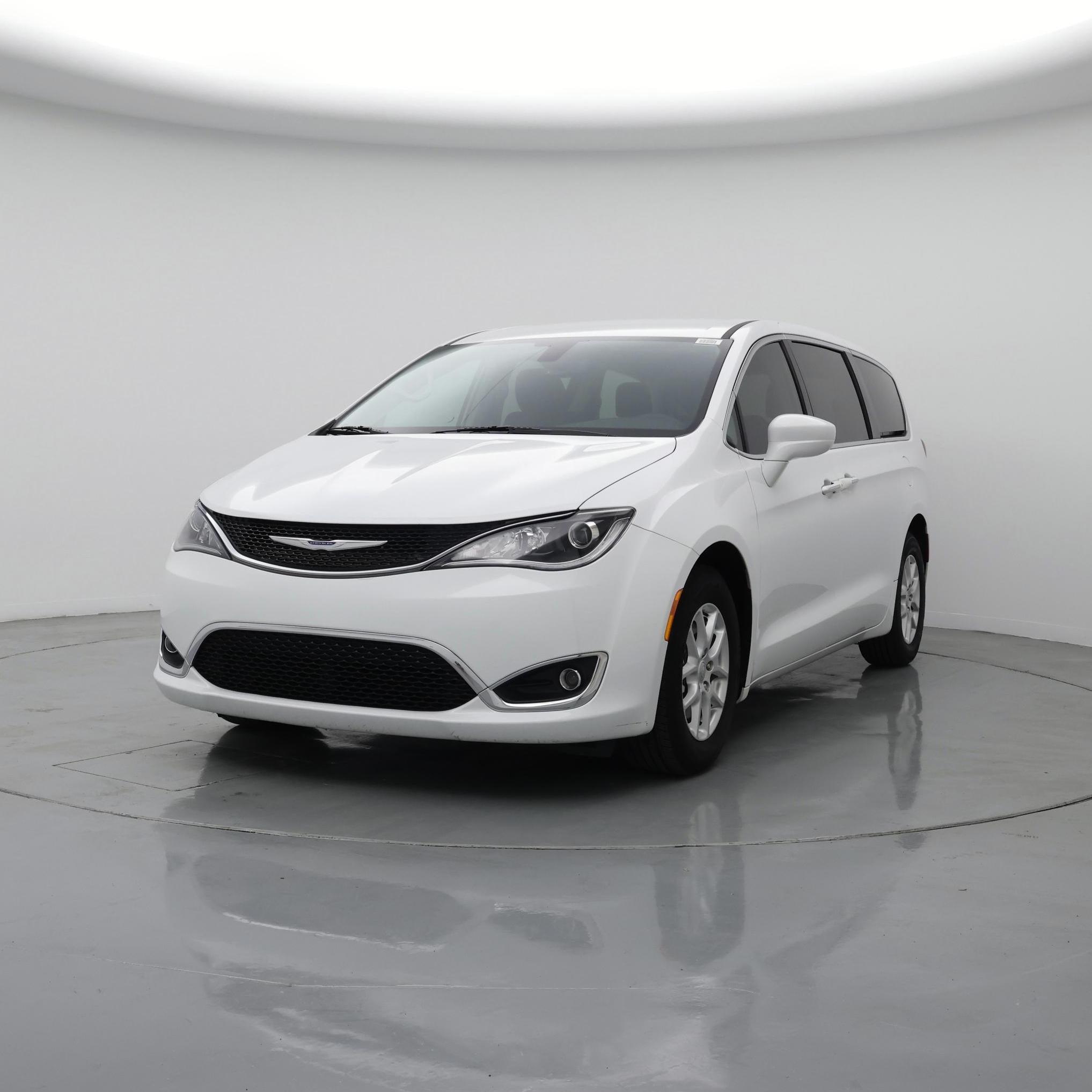 Thumbnail: 2020 Chrysler Pacifica - 4