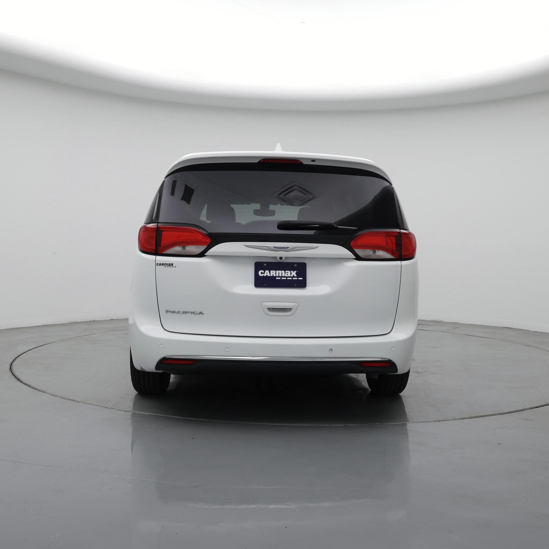 Thumbnail: 2020 Chrysler Pacifica - 6