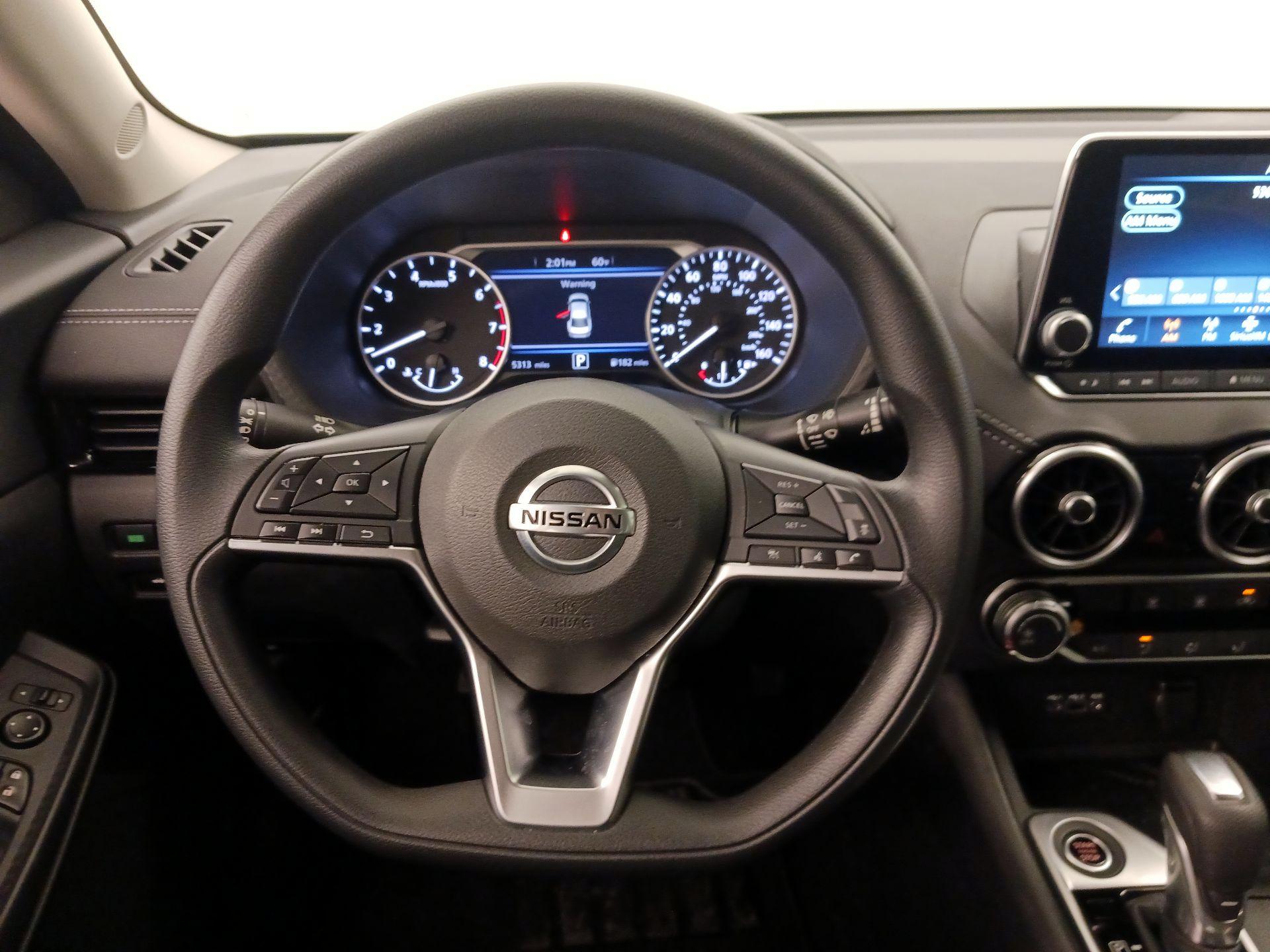 Thumbnail: 2023 Nissan Sentra - 10