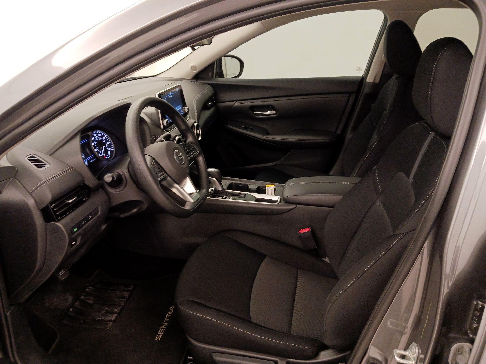 Thumbnail: 2023 Nissan Sentra - 11