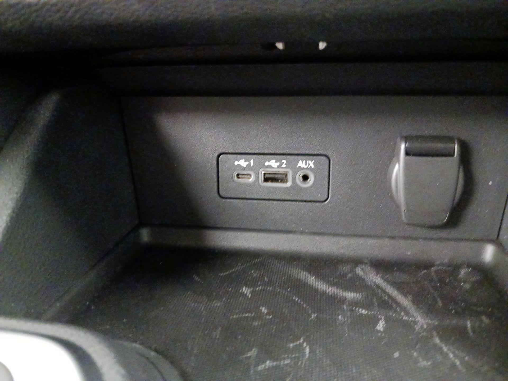 Thumbnail: 2023 Nissan Sentra - 18