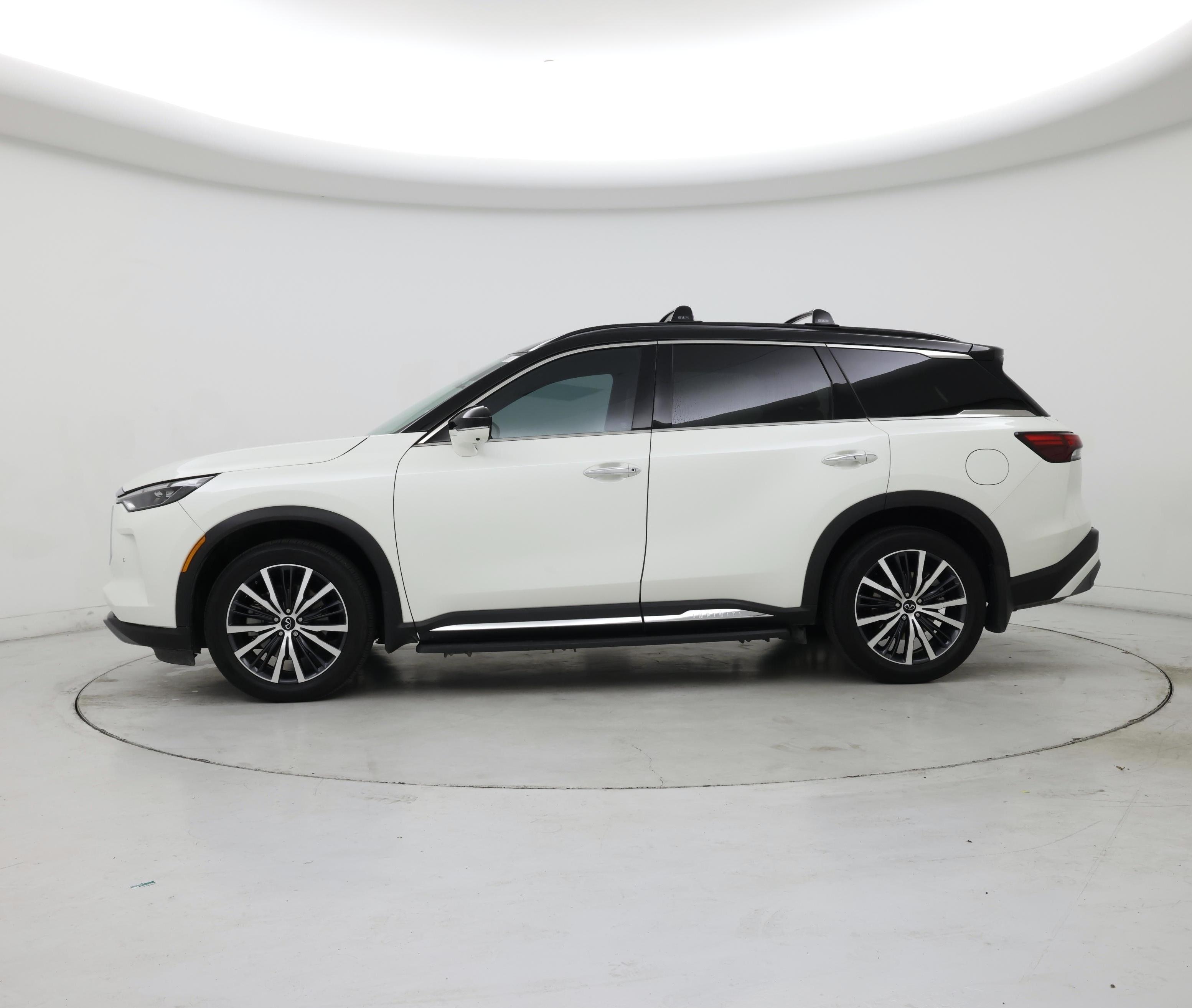 Thumbnail: 2023 INFINITI QX60 - 3