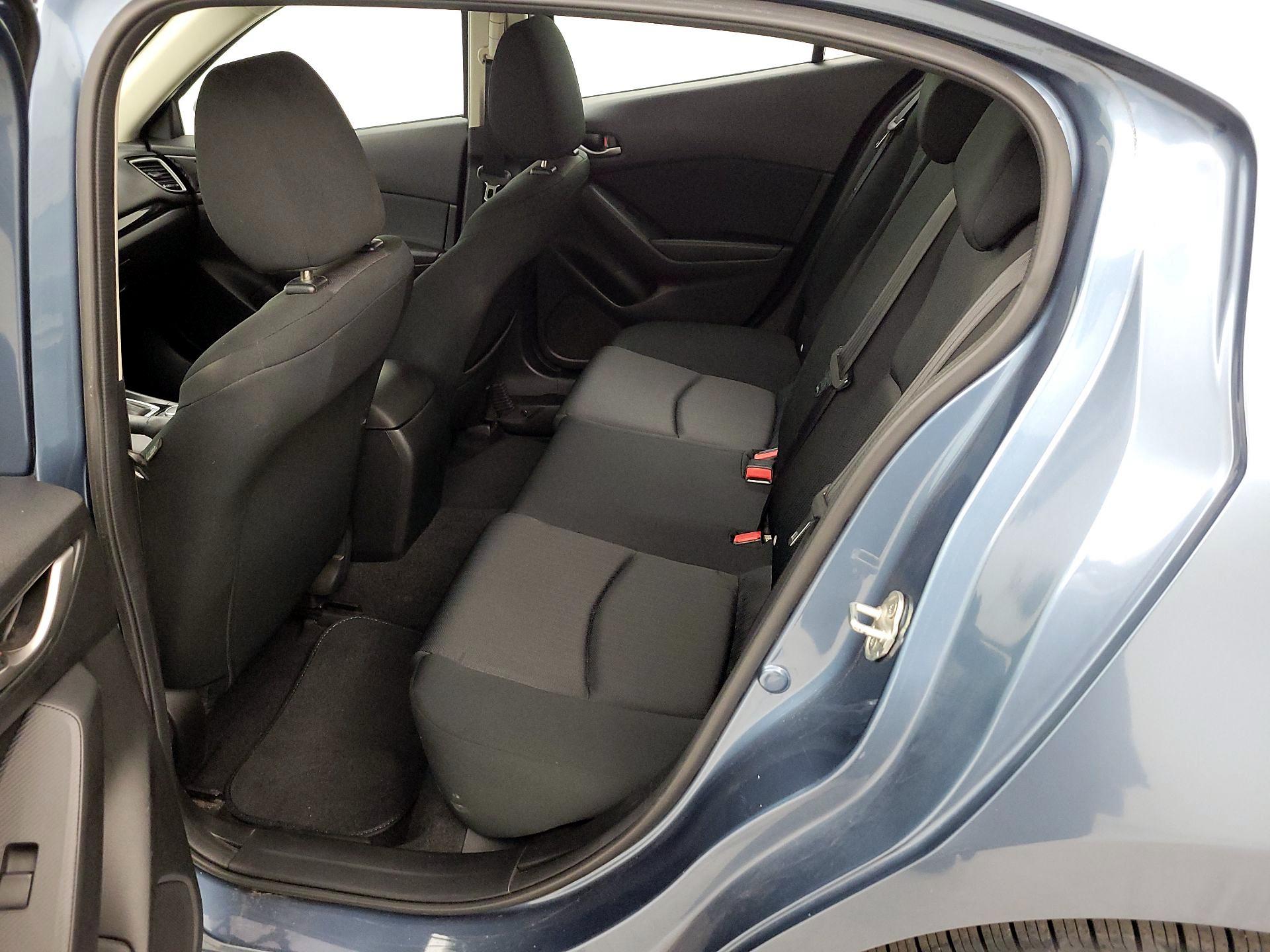 Thumbnail: 2015 Mazda Mazda3 - 18