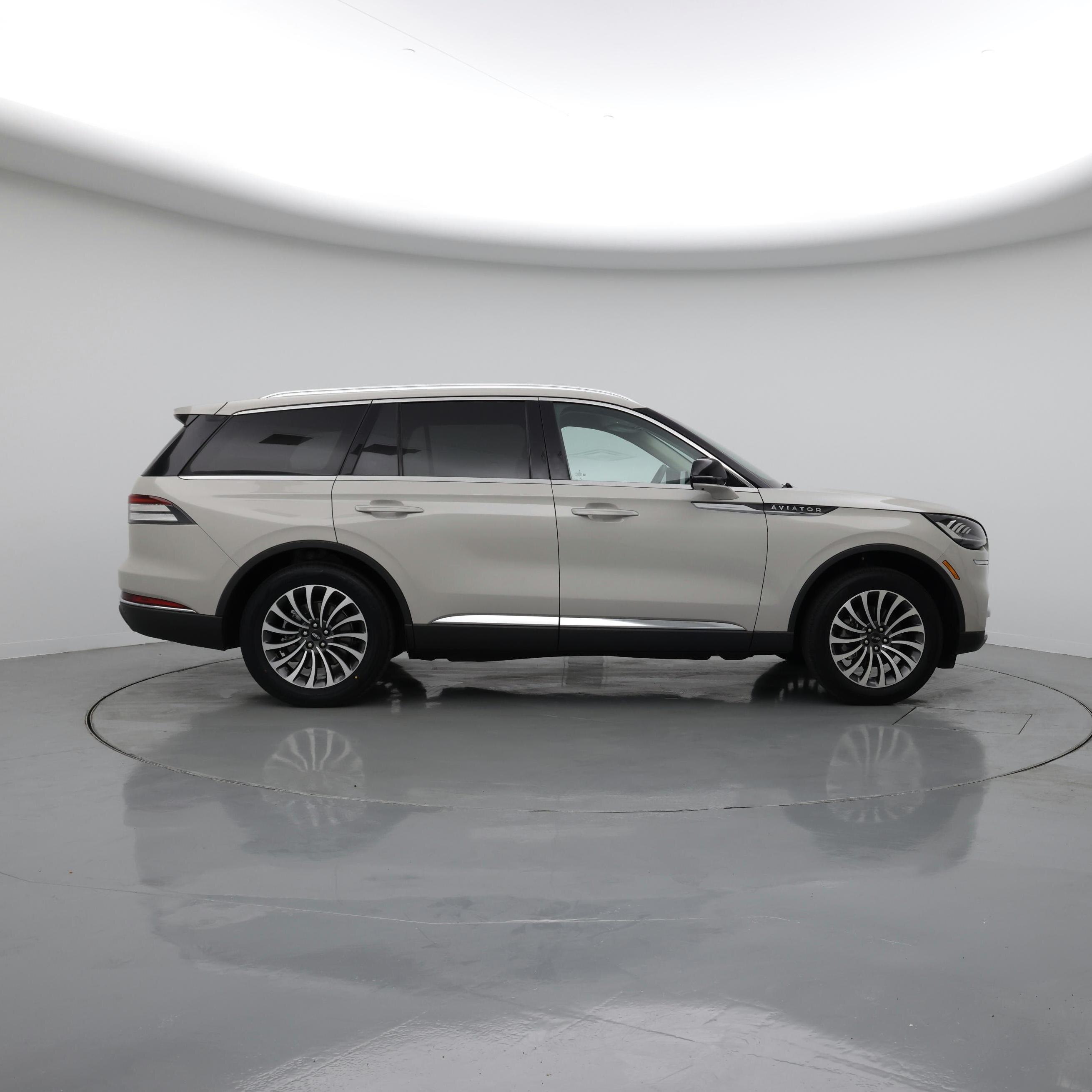 Thumbnail: 2020 Lincoln Aviator - 7