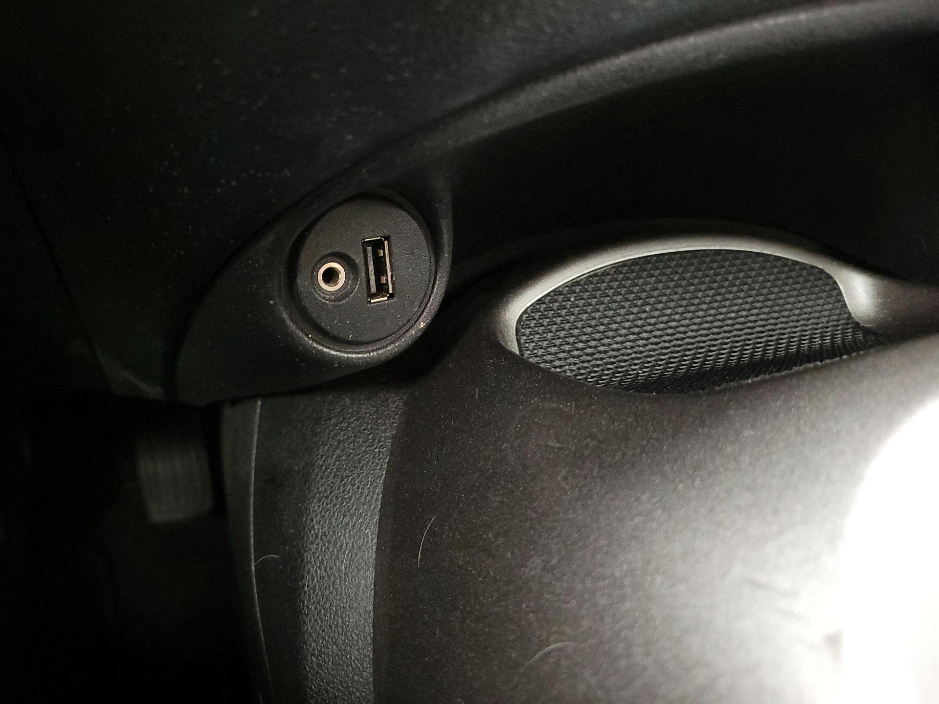 Thumbnail: 2016 Nissan Juke - 18