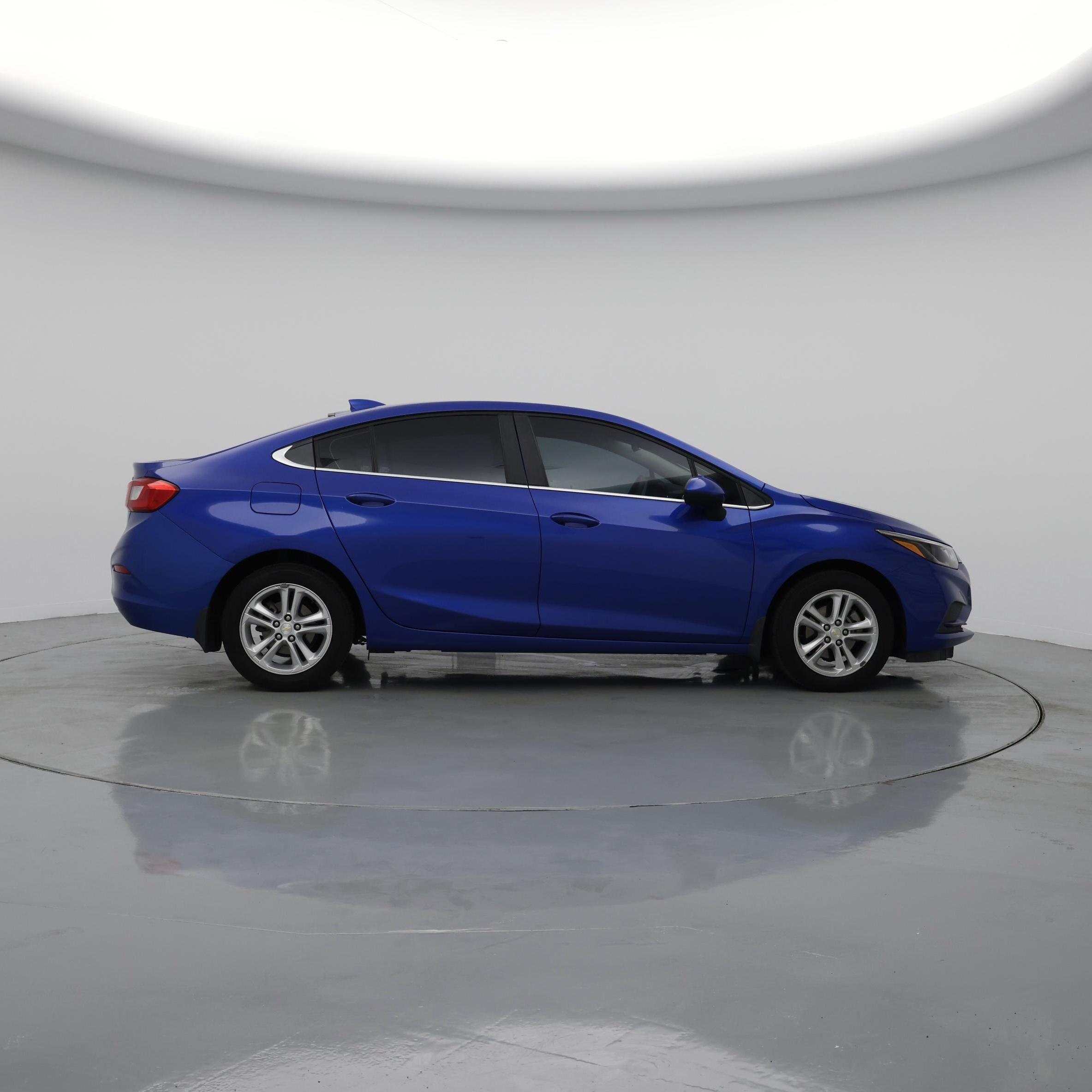 Thumbnail: 2018 Chevrolet Cruze - 7