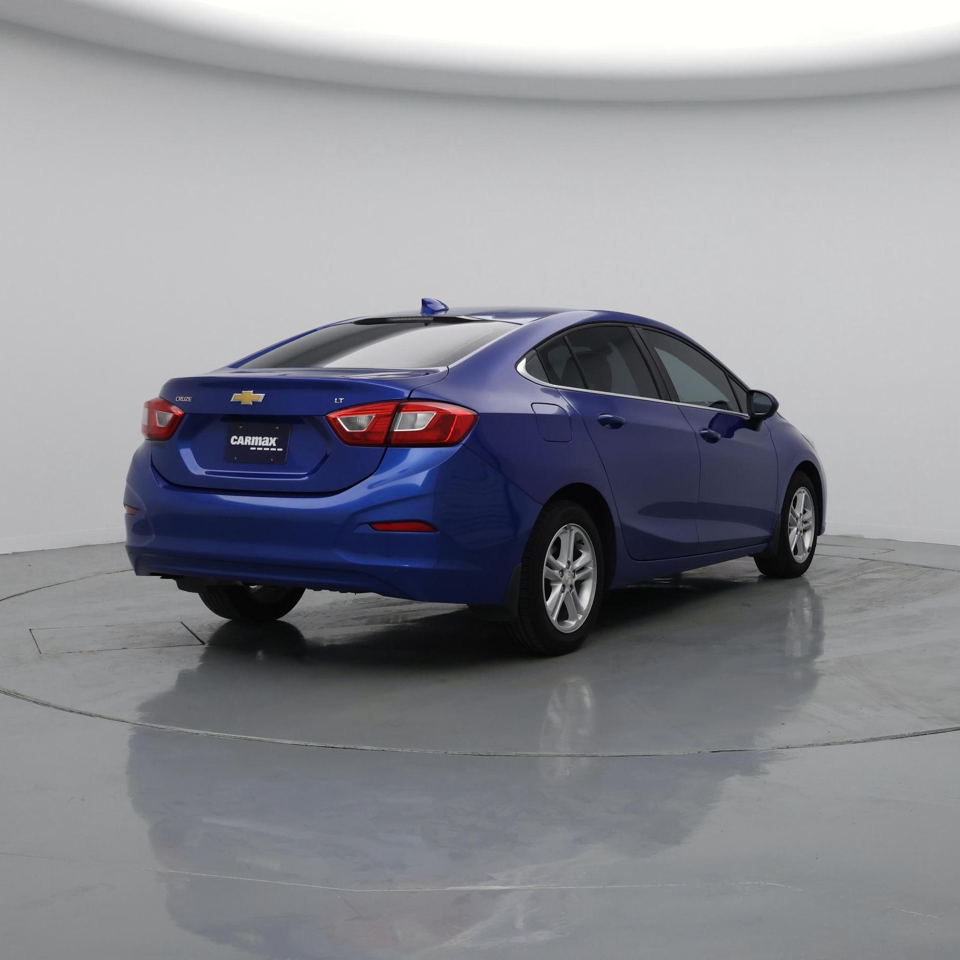 Thumbnail: 2018 Chevrolet Cruze - 8