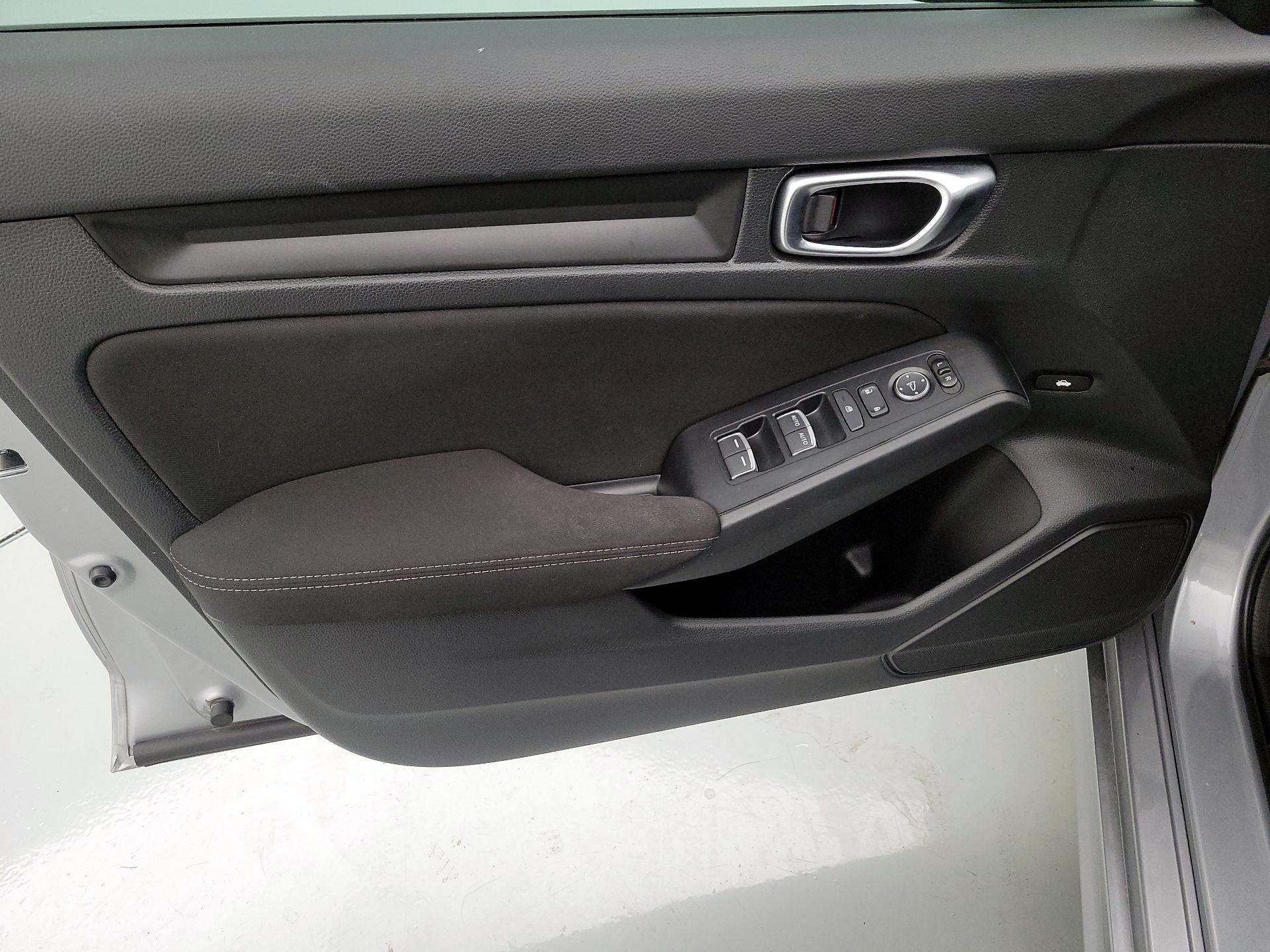 Thumbnail: 2023 Honda Civic - 12