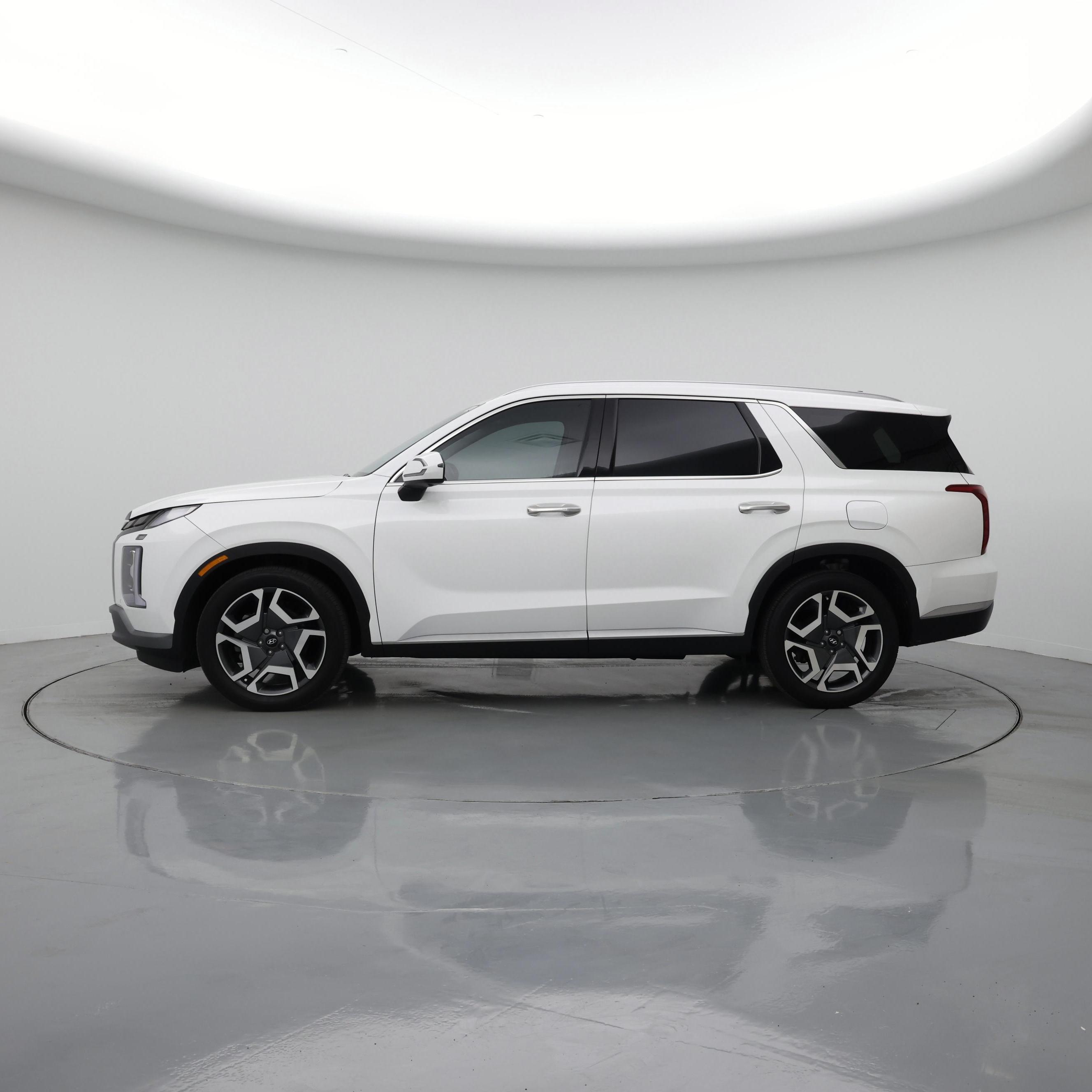 Thumbnail: 2023 Hyundai Palisade - 3