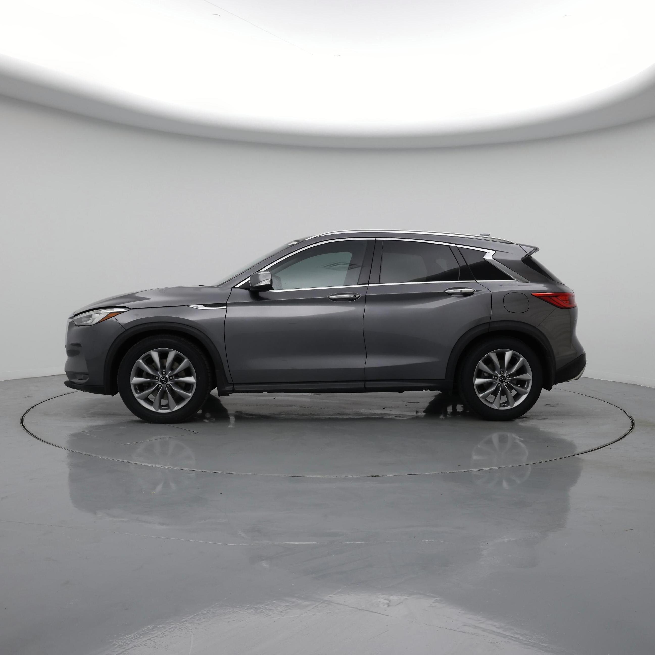 Thumbnail: 2020 INFINITI QX50 - 3