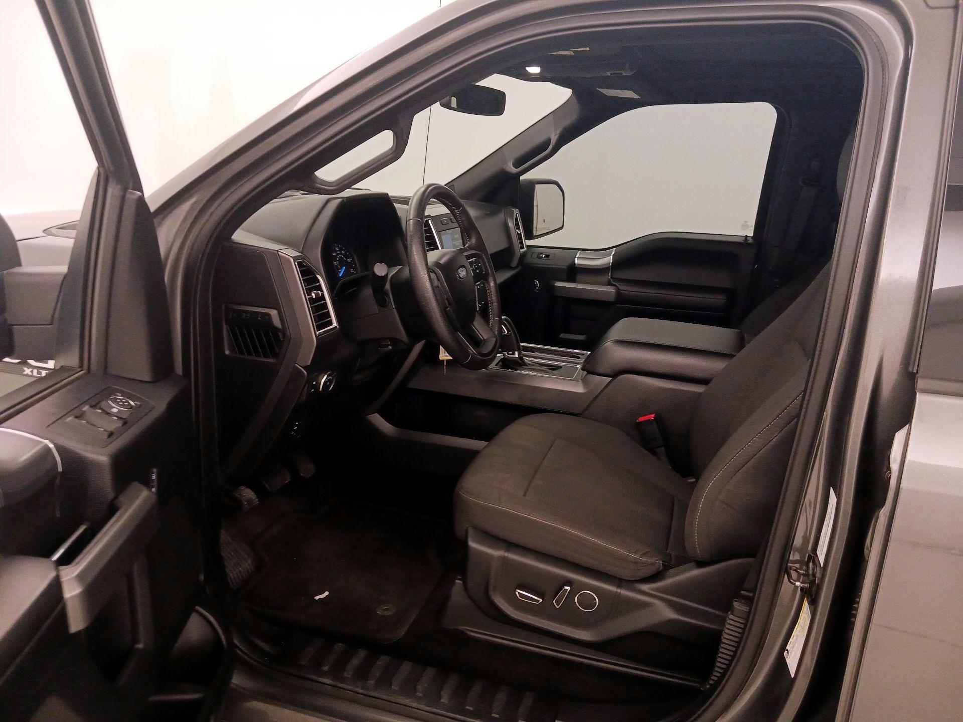 Thumbnail: 2016 Ford F-150 - 11