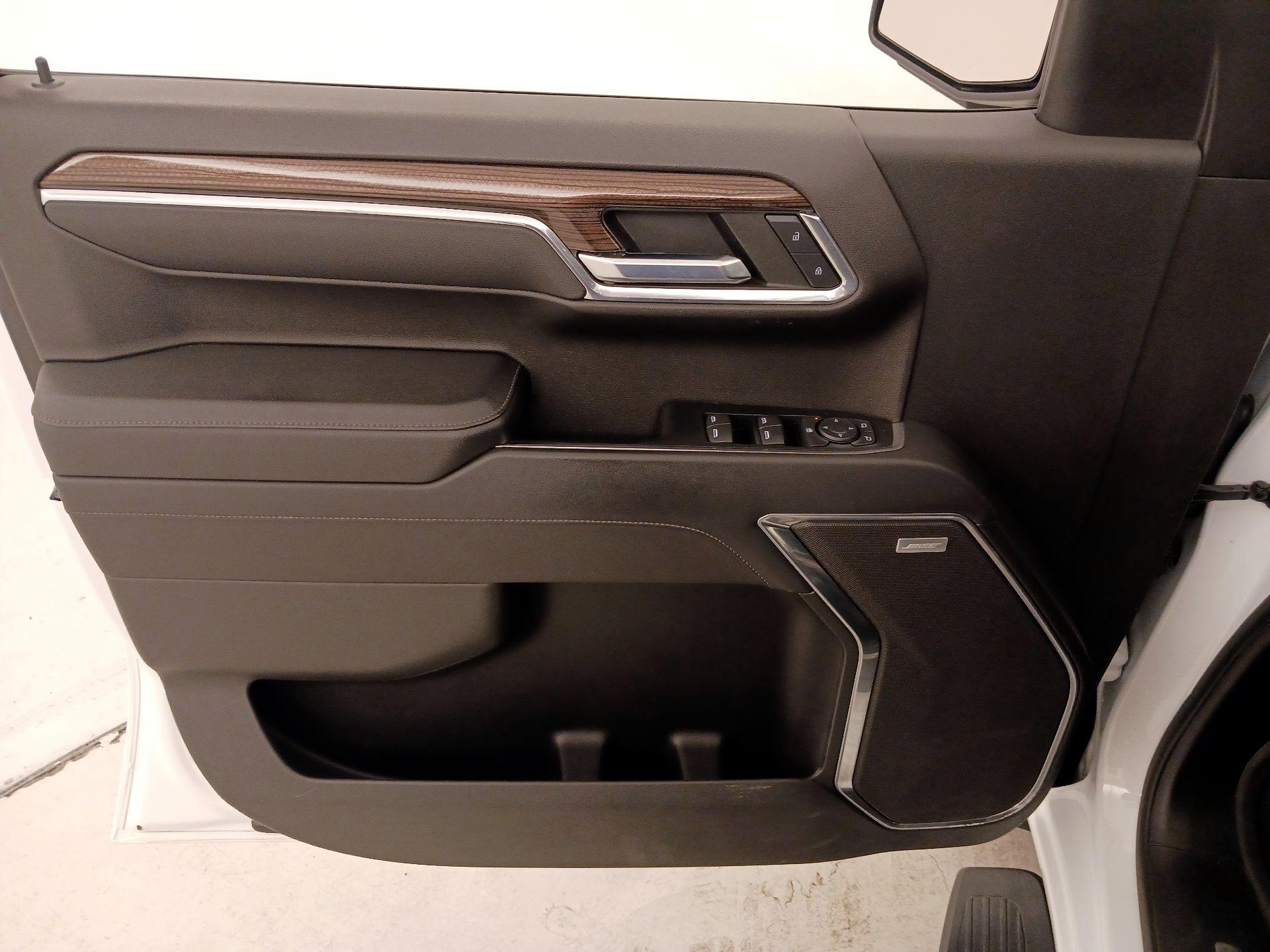 Thumbnail: 2022 Chevrolet Silverado 1500 - 12