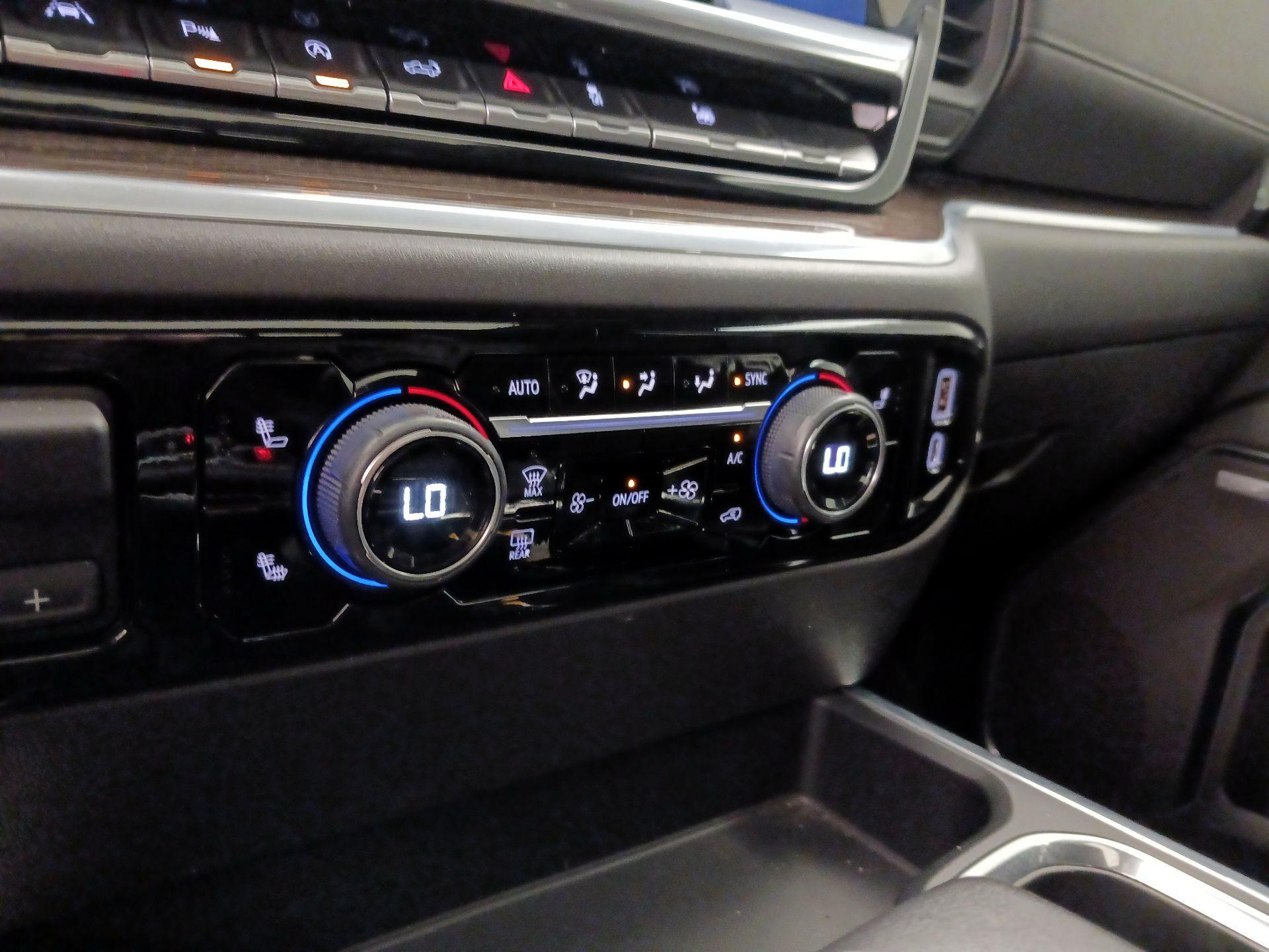 Thumbnail: 2022 Chevrolet Silverado 1500 - 17