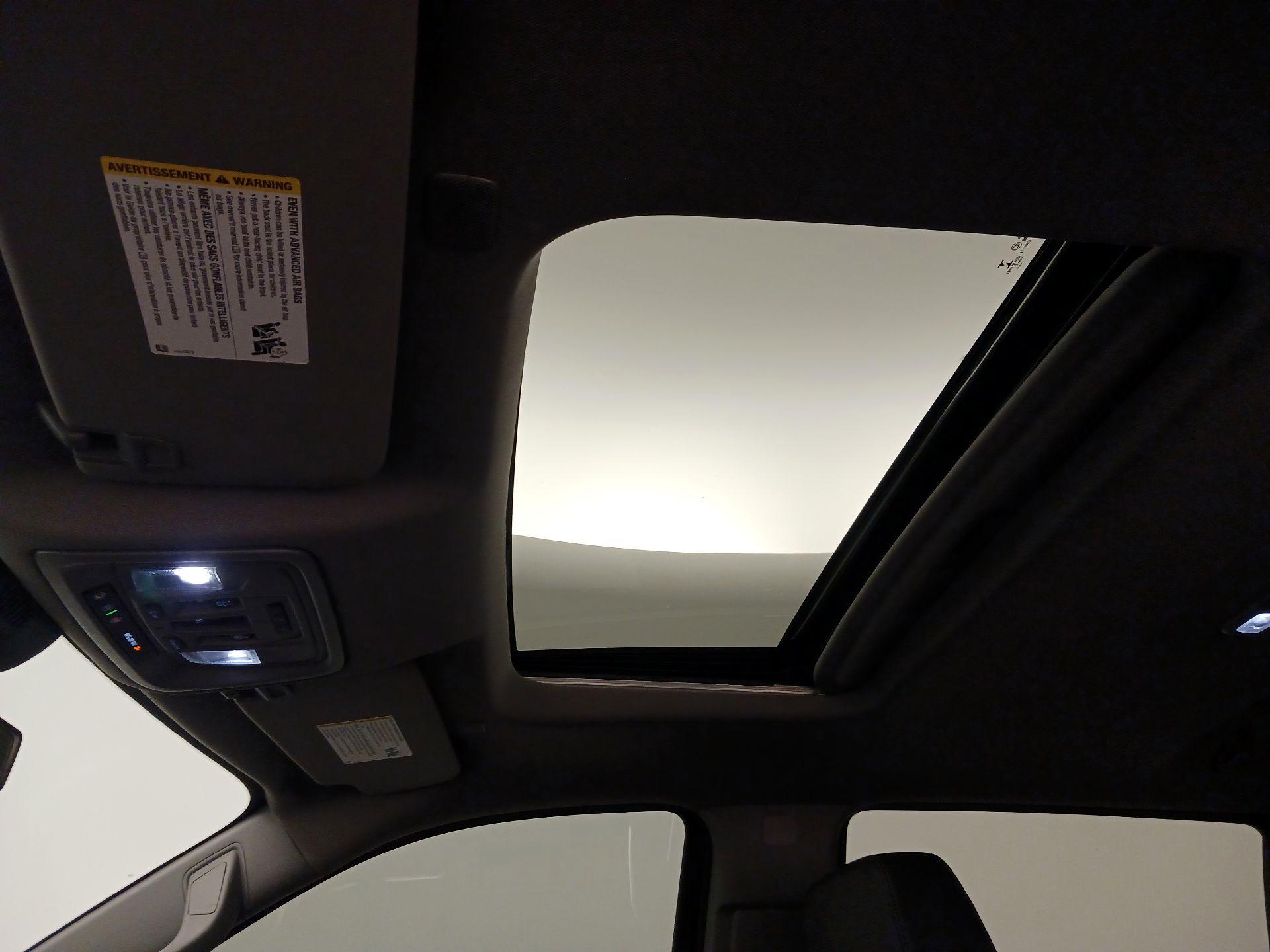 Thumbnail: 2022 Chevrolet Silverado 1500 - 20