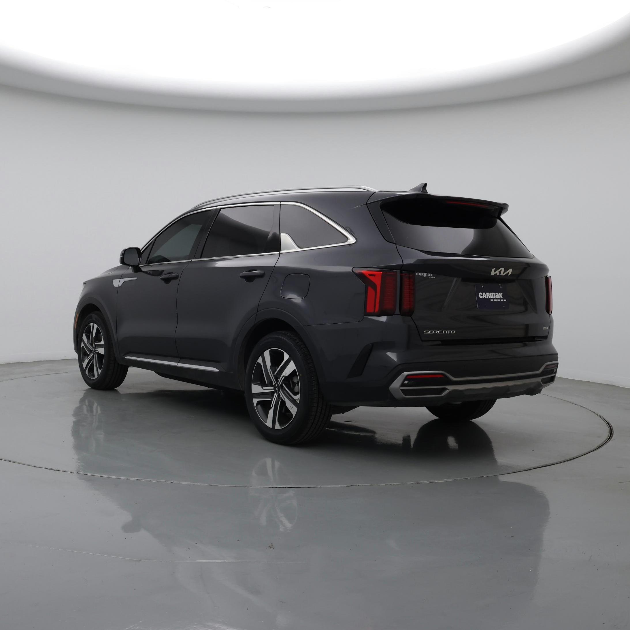 Thumbnail: 2023 Kia Sorento - 2