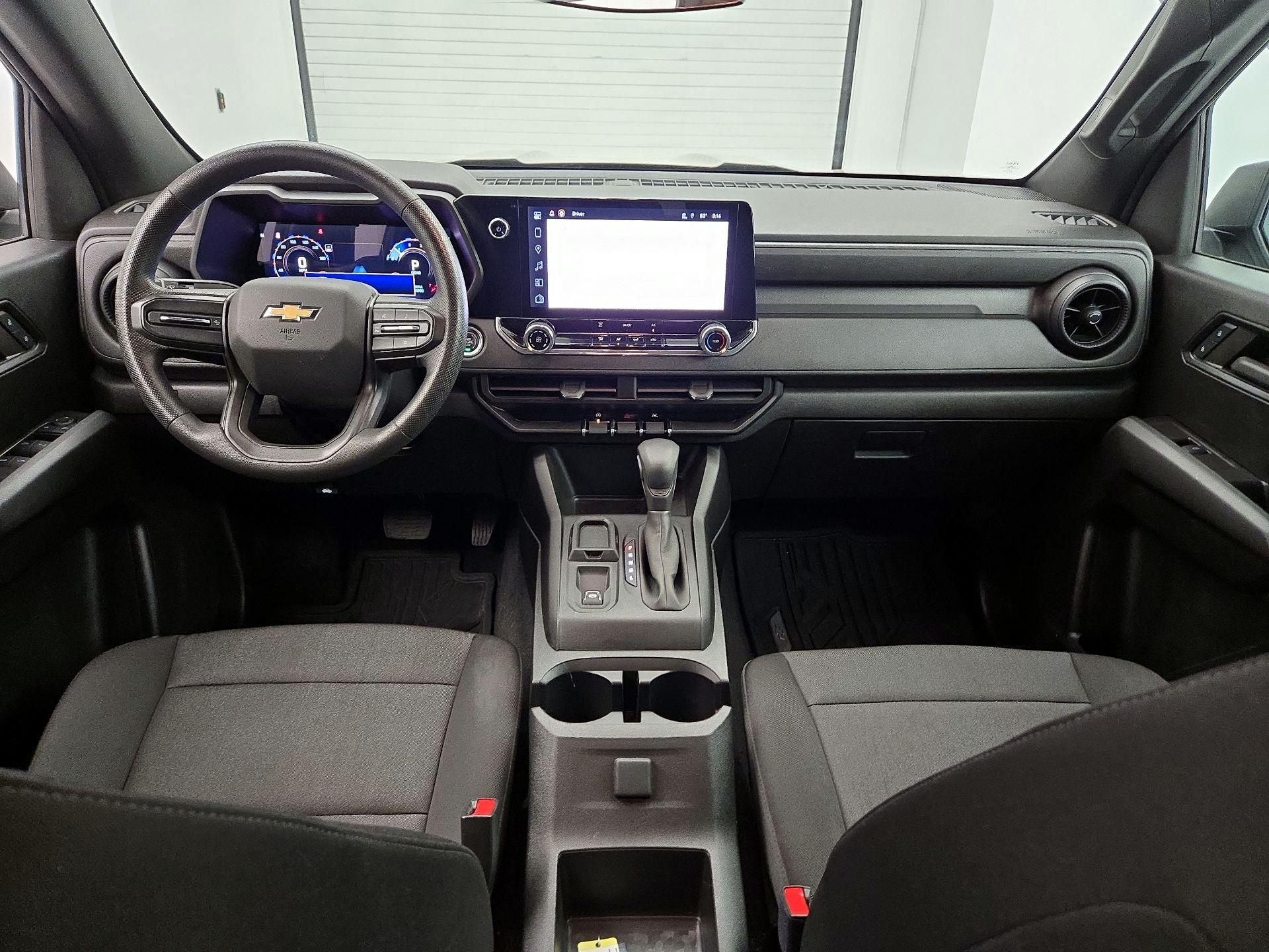 Thumbnail: 2024 Chevrolet Colorado - 9