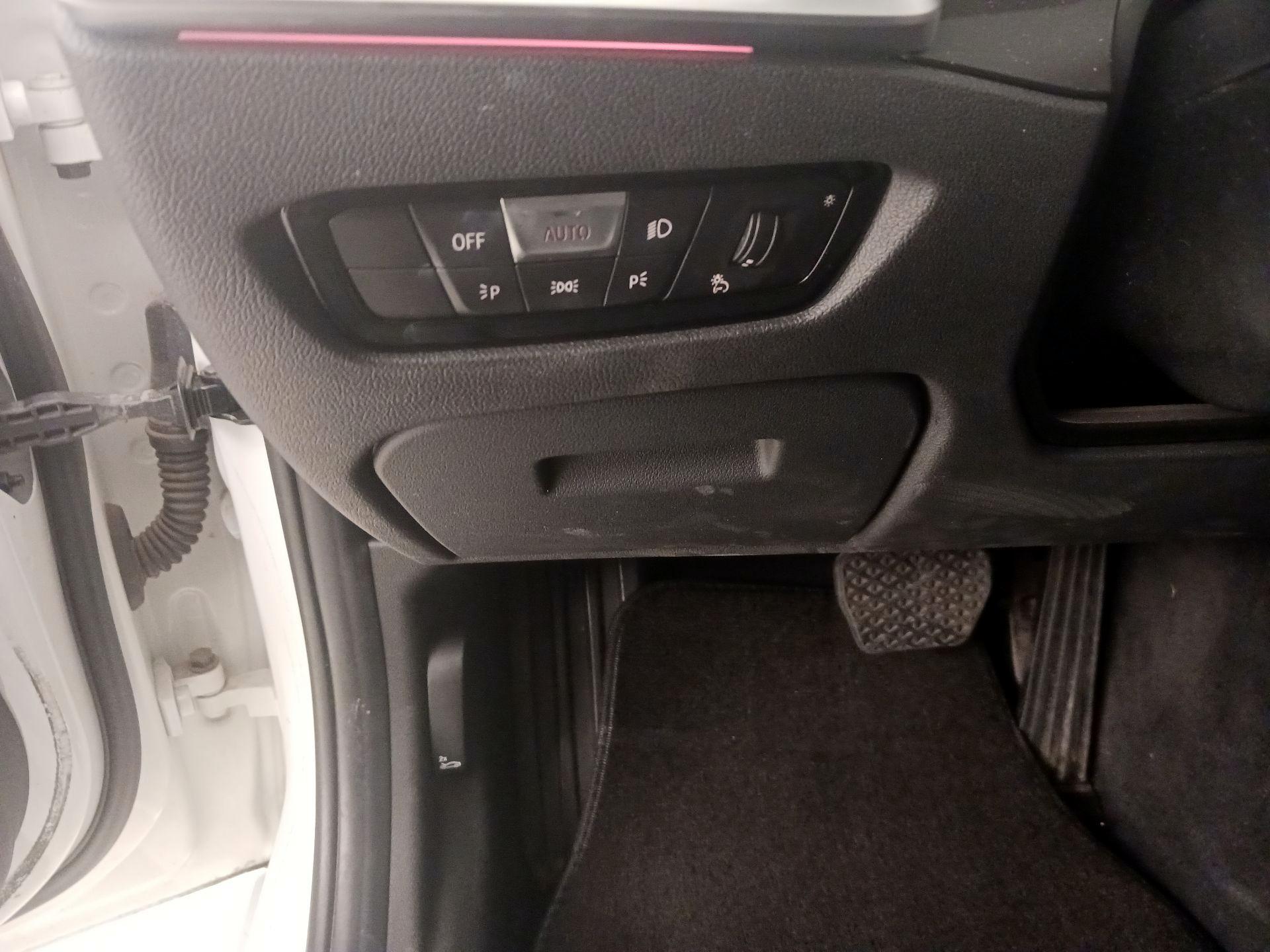 Thumbnail: 2020 BMW 3 Series - 13