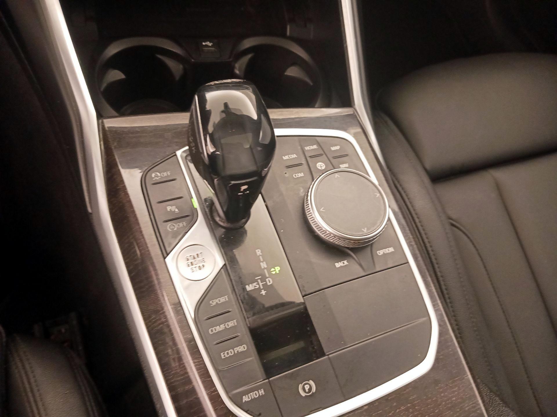 Thumbnail: 2020 BMW 3 Series - 18