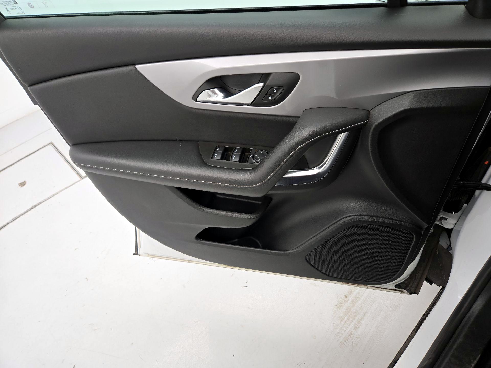 Thumbnail: 2024 Chevrolet Blazer - 12