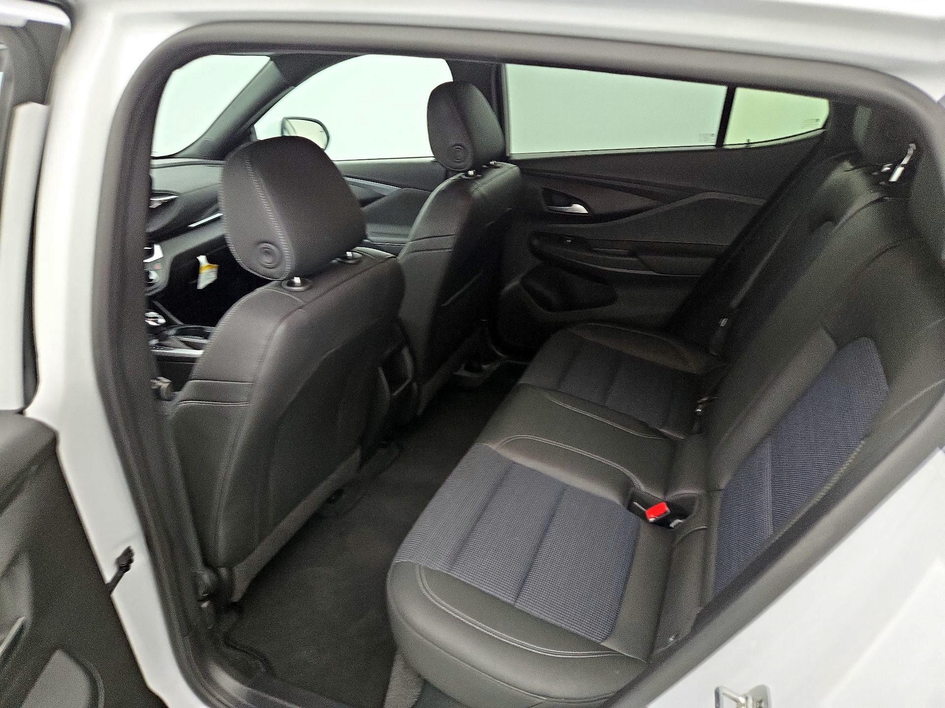 Thumbnail: 2025 Buick Envista - 19