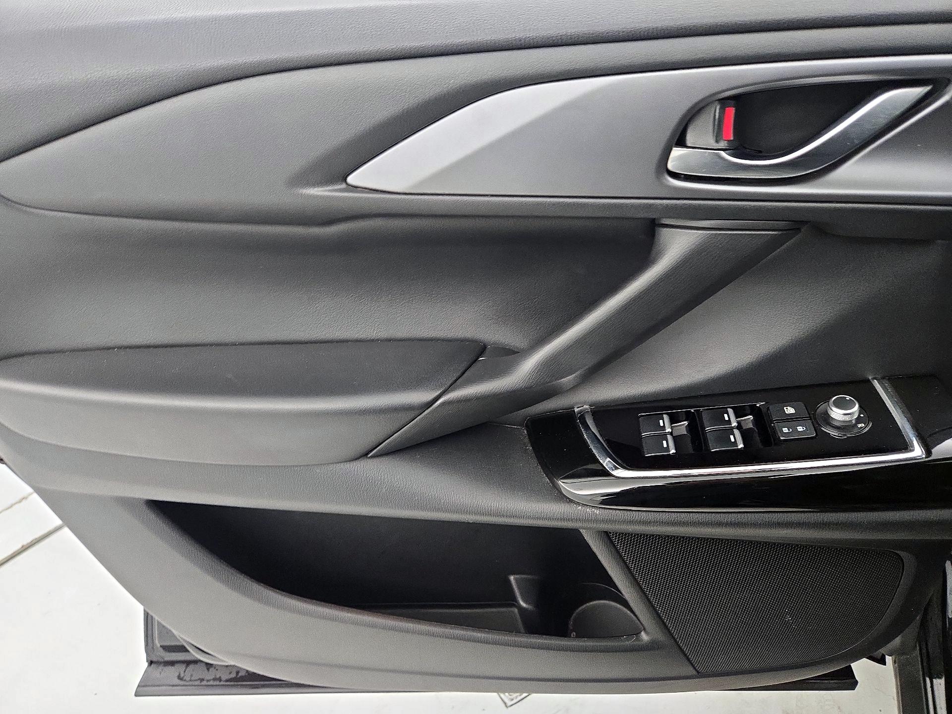 Thumbnail: 2023 Mazda CX-9 - 12