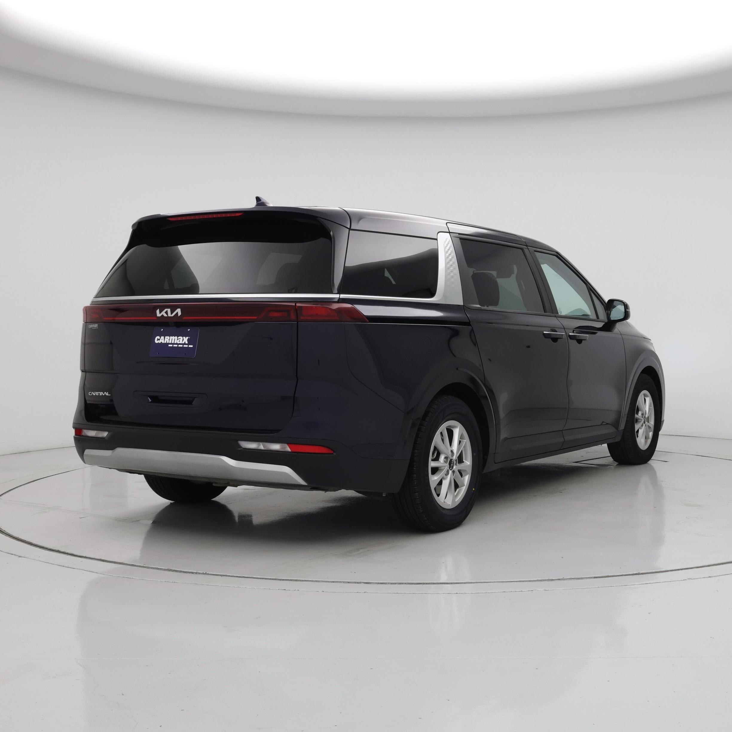 Thumbnail: 2024 Kia Carnival - 8