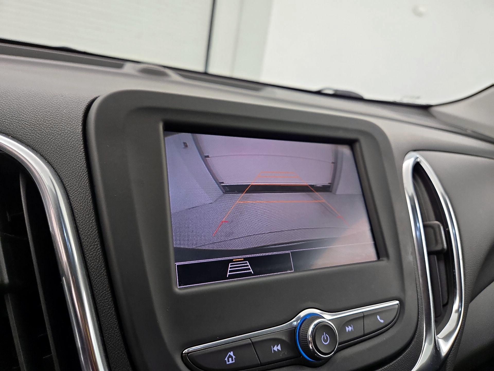 Thumbnail: 2022 Chevrolet Equinox - 14