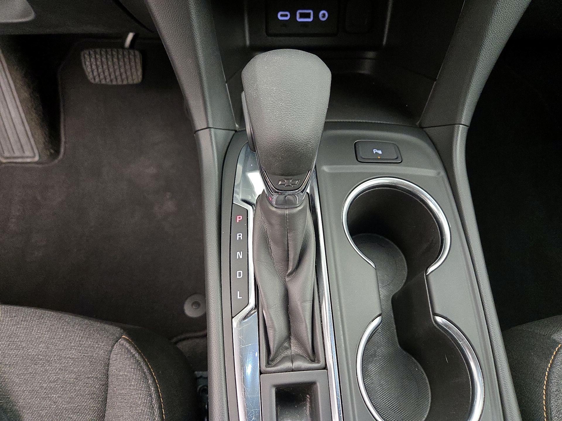 Thumbnail: 2022 Chevrolet Equinox - 17