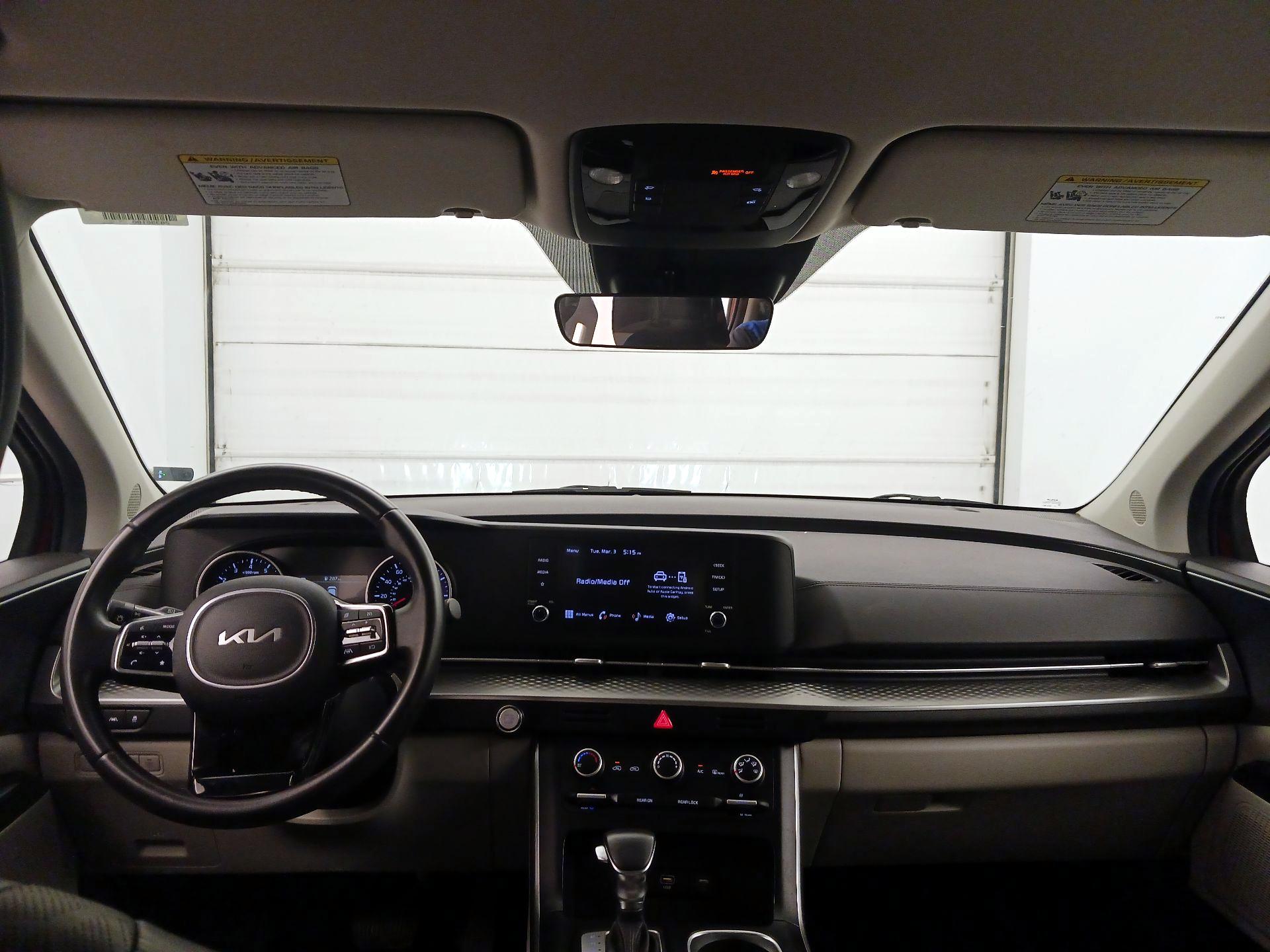 Thumbnail: 2024 Kia Carnival - 9